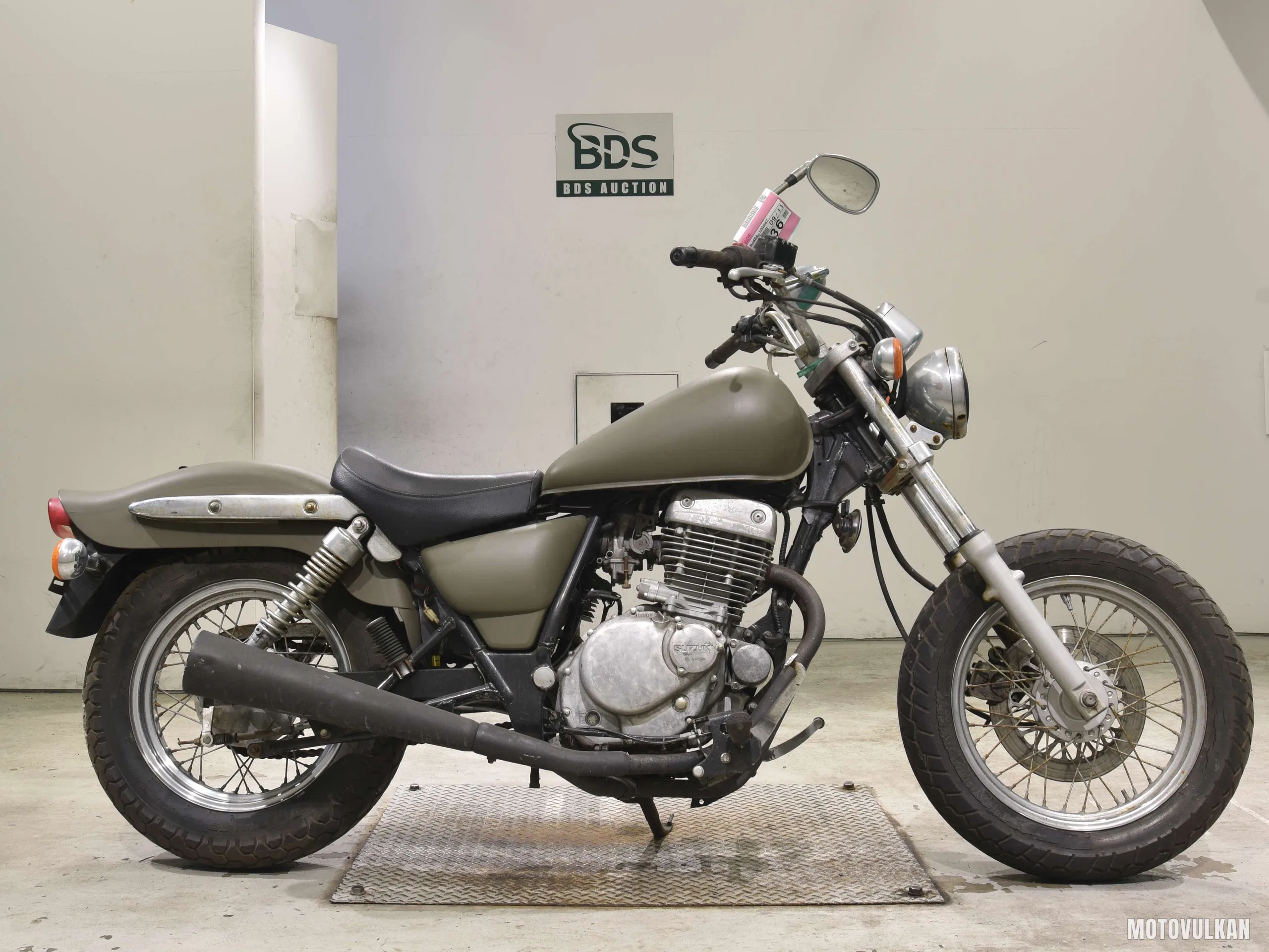 Suzuki MARAUDER250