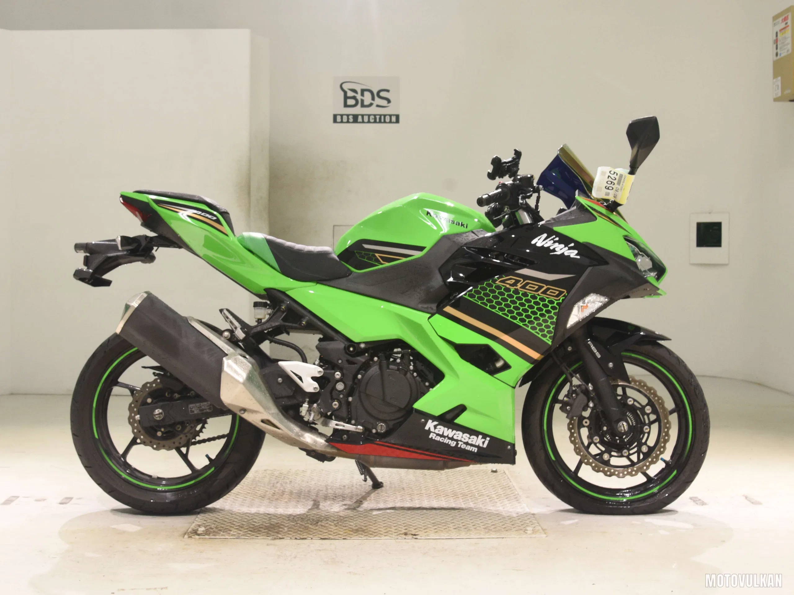 Kawasaki NINJA400-2