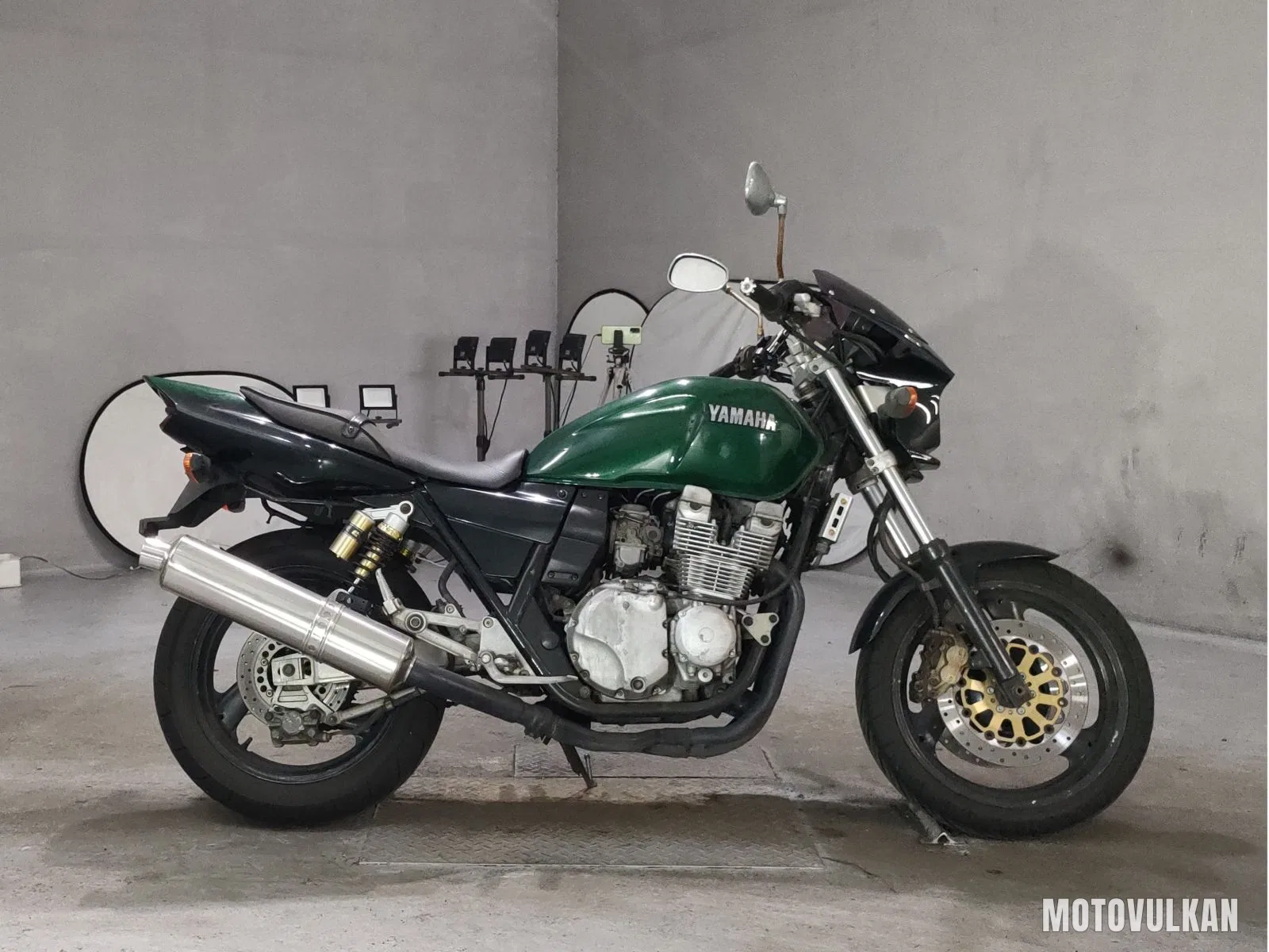 Yamaha XJR400R