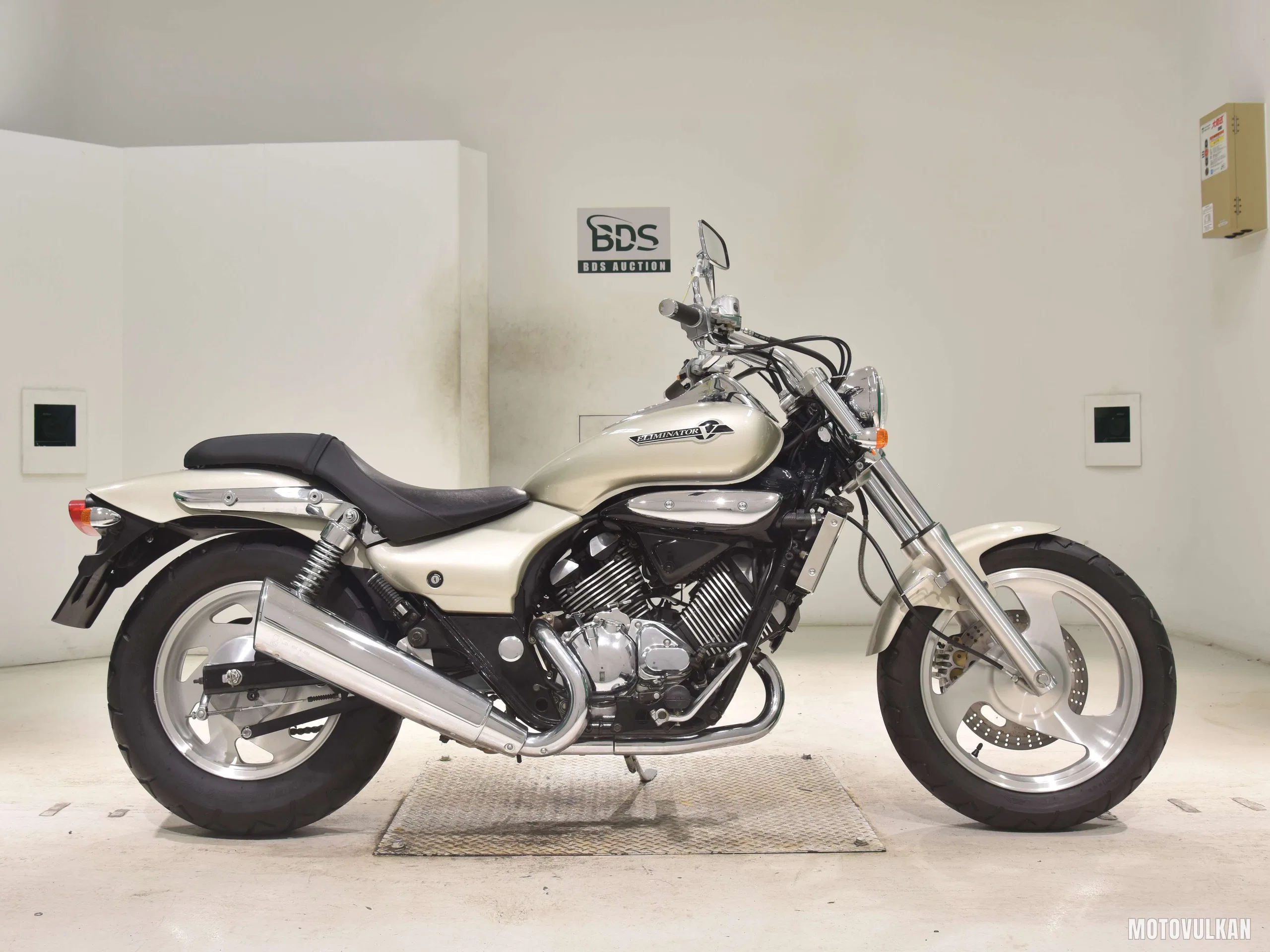 Kawasaki ELIMINATOR250V