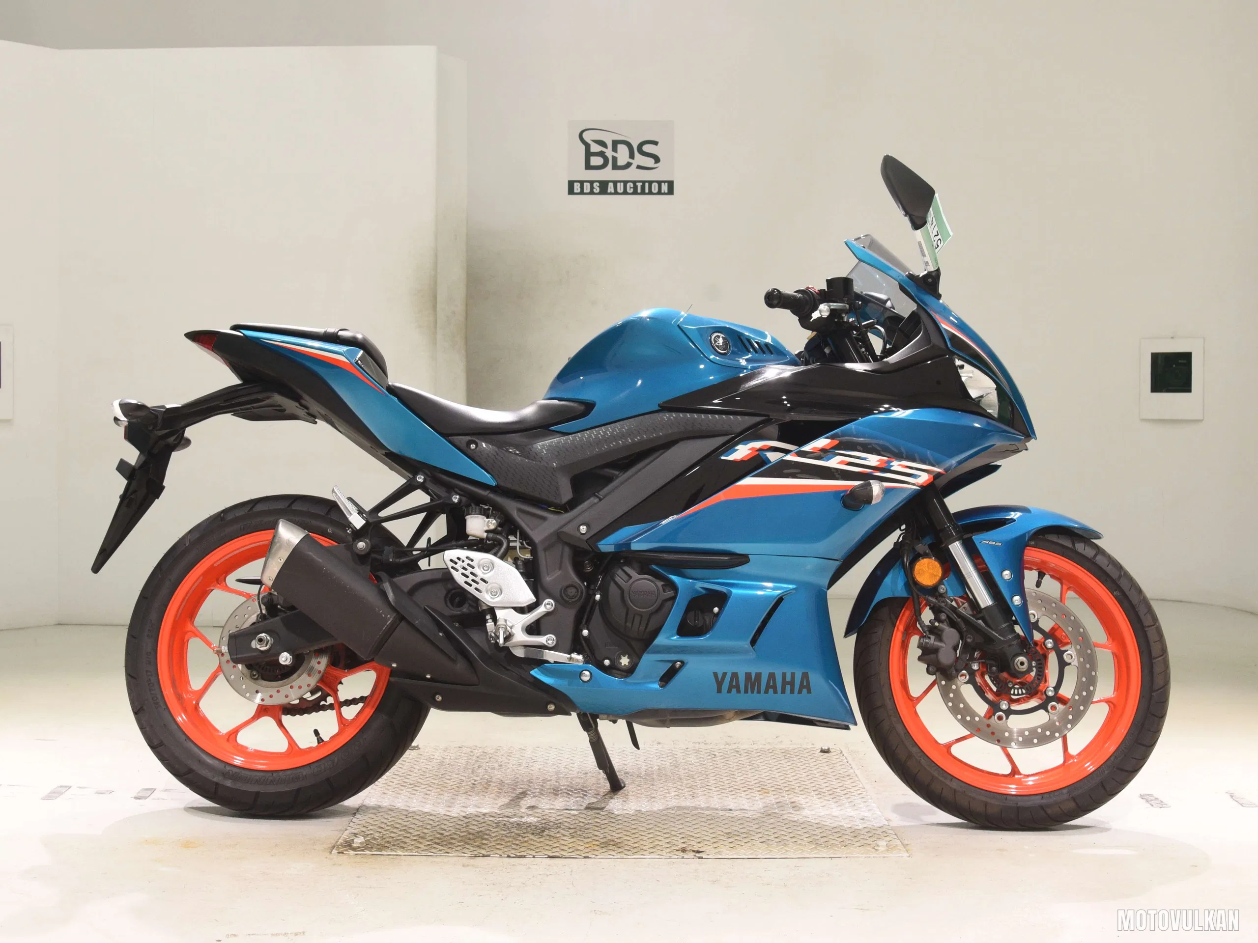 Yamaha YZF-R25A