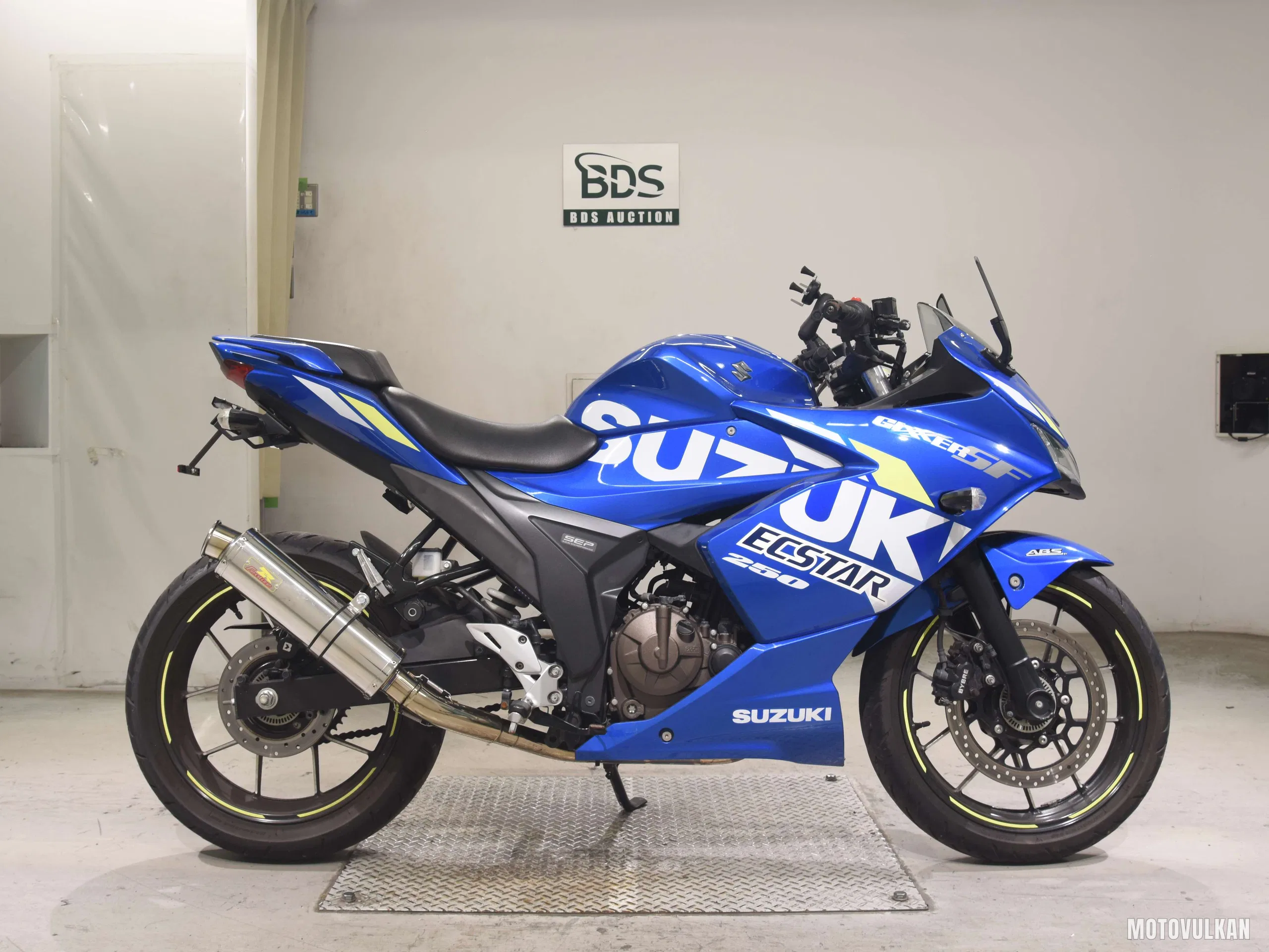 Suzuki Gixxer 250SF