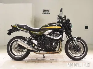 Kawasaki Z900RS