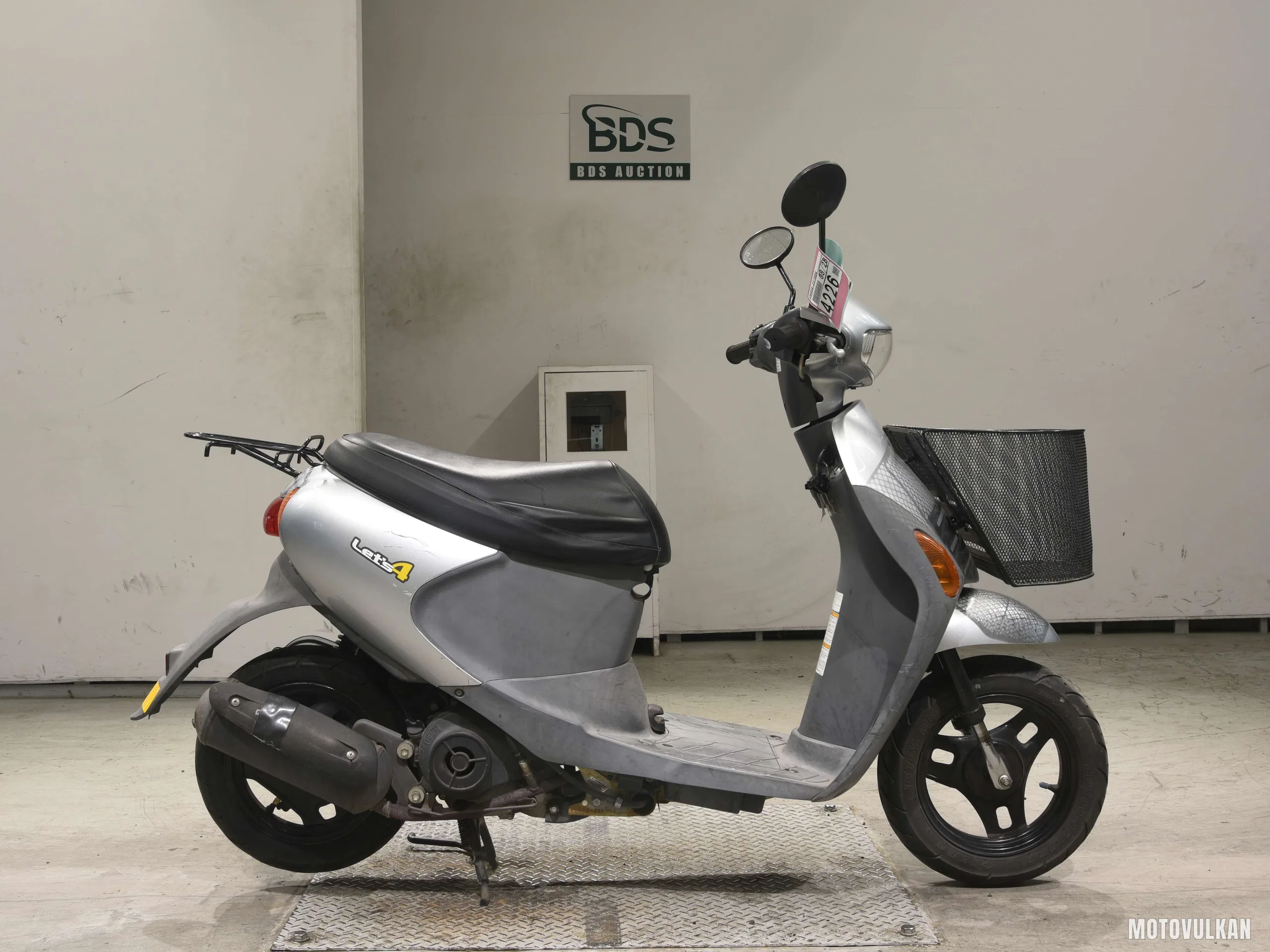 Suzuki LET'S4