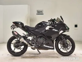 Kawasaki NINJA400-2