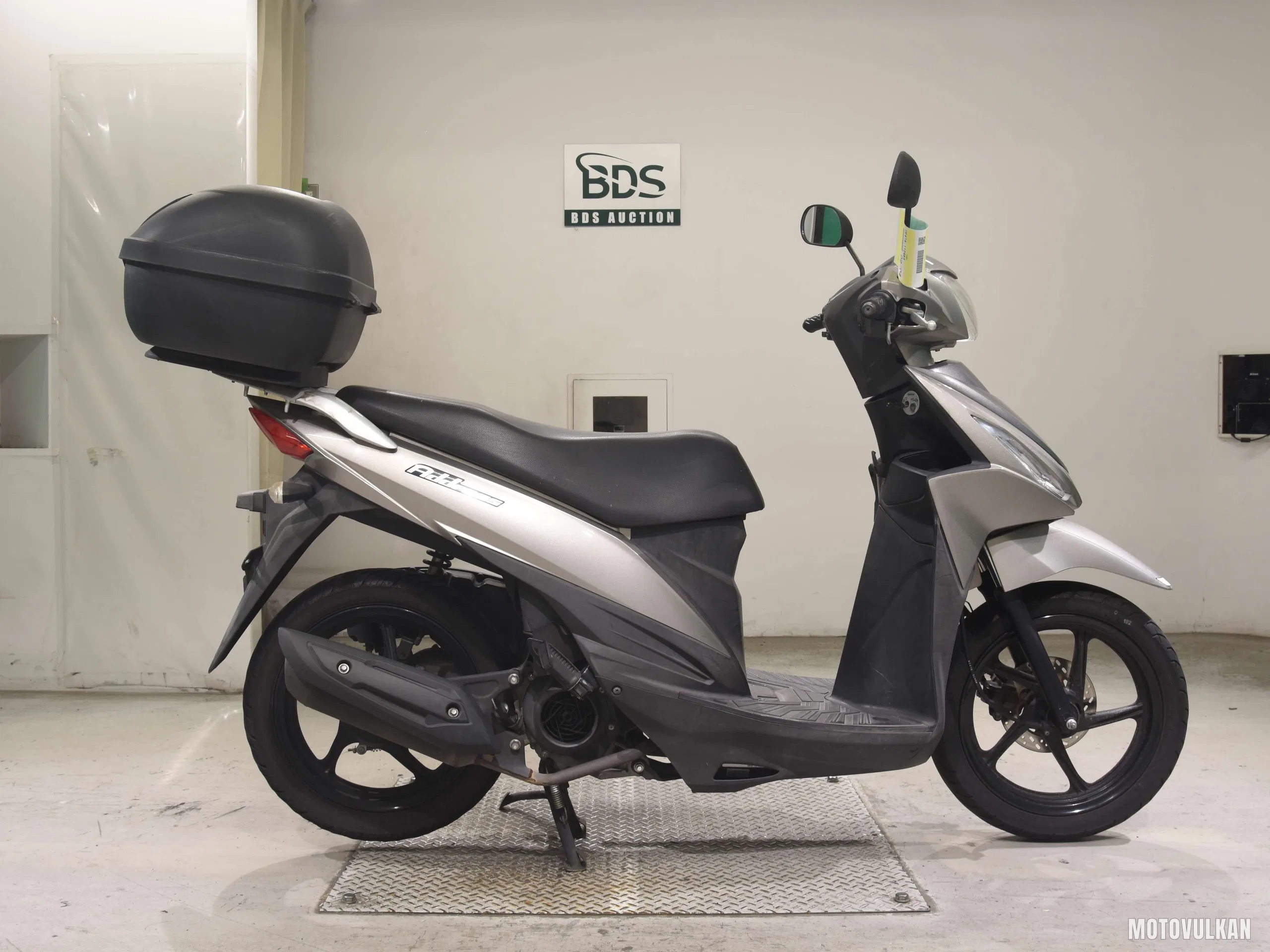 Suzuki ADDRESS110-2