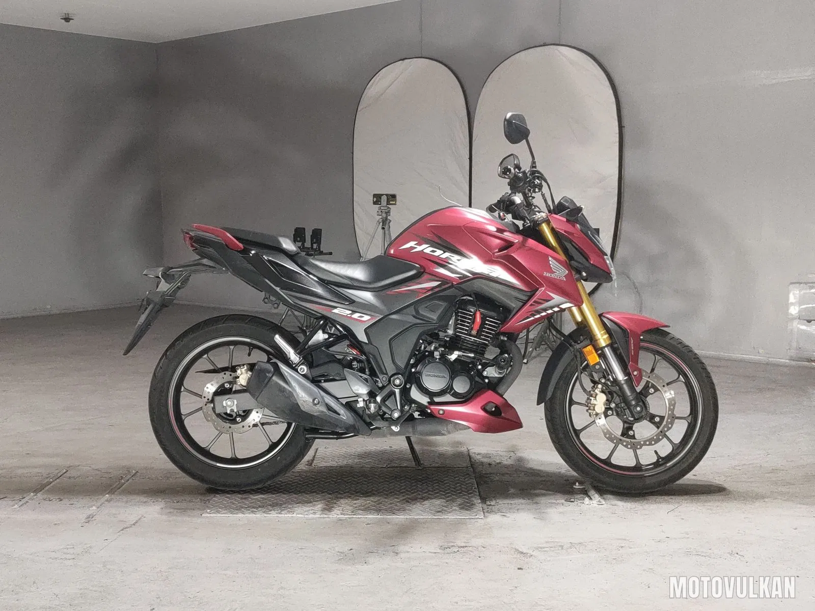 Honda Hornet 2.0