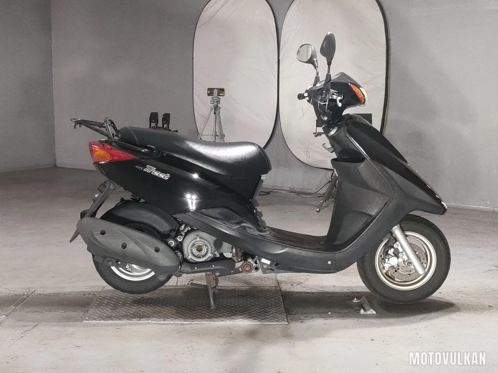 Yamaha Axis Treet