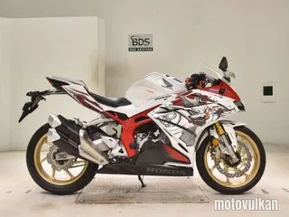 Honda CBR250RR-2