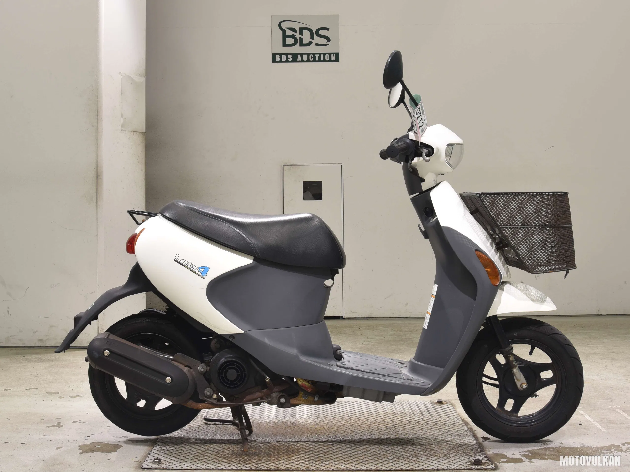 Suzuki LET'S4