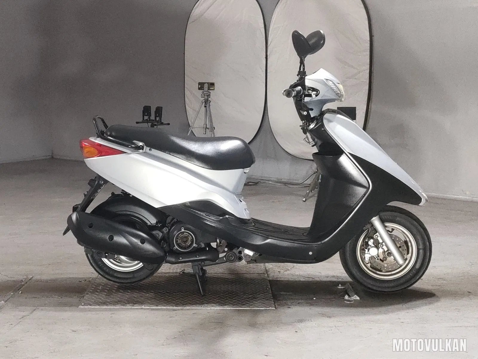 Yamaha Axis Treet