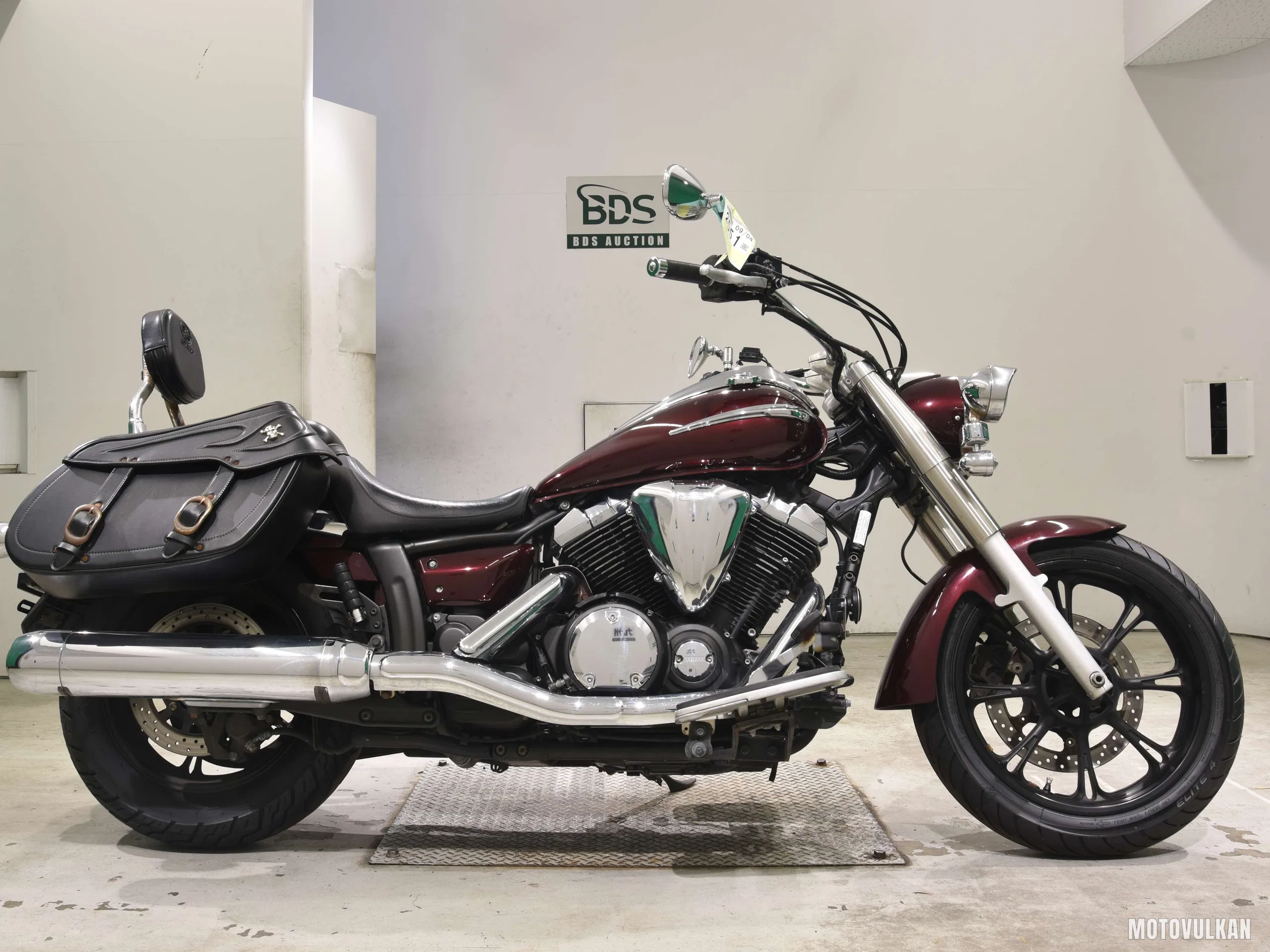 Yamaha XVS950