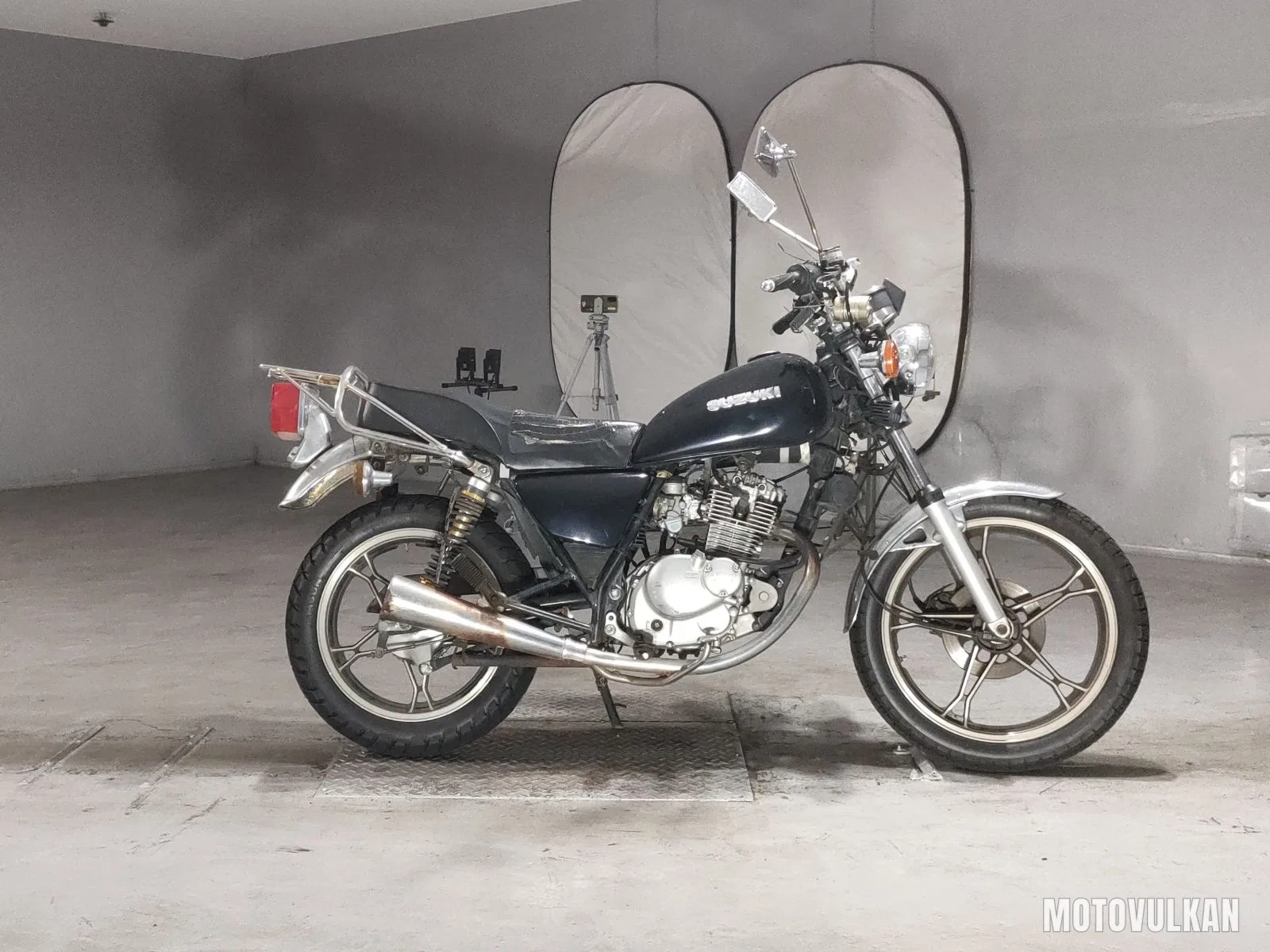 Suzuki GN125H
