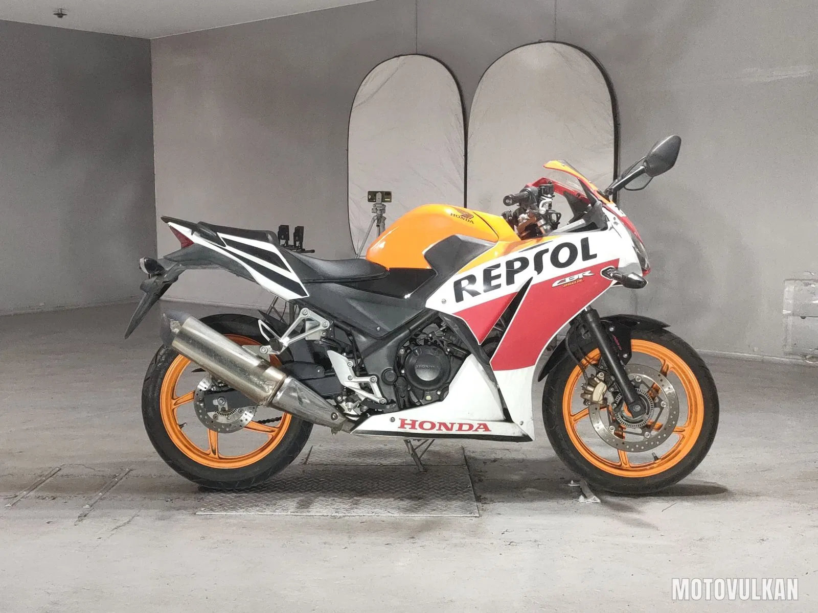 Honda CBR250R