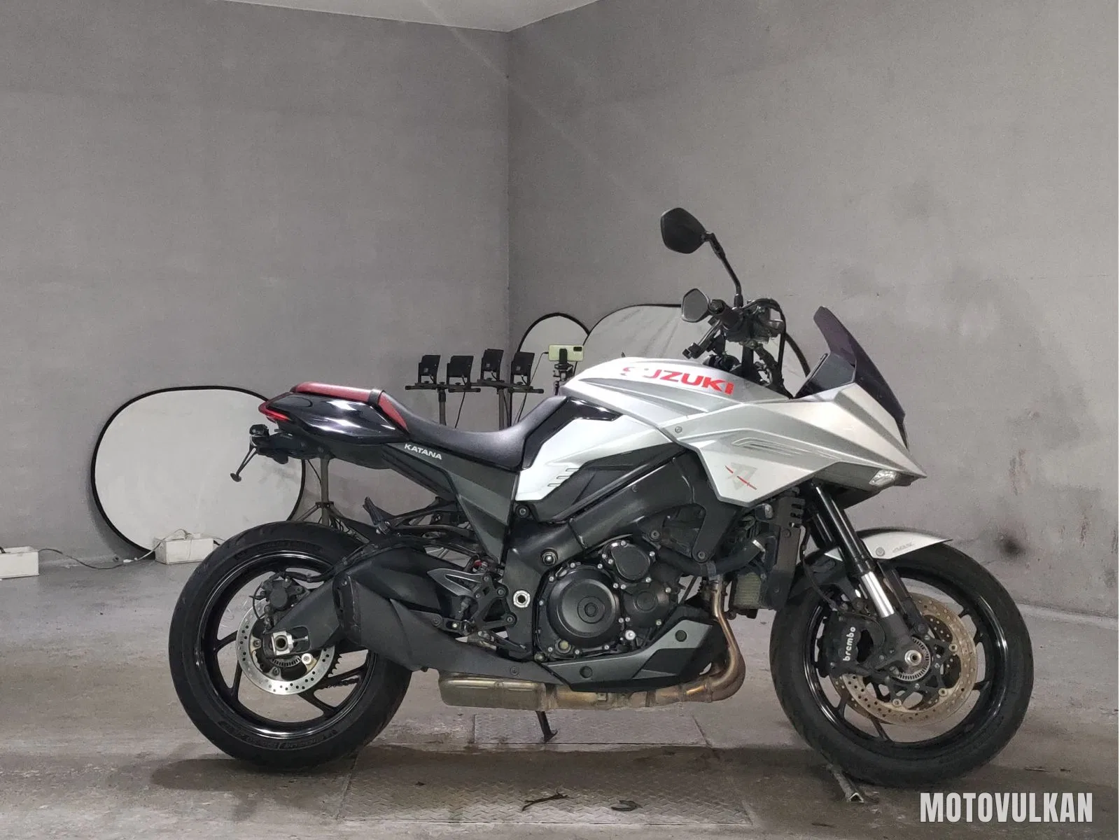 Suzuki Katana