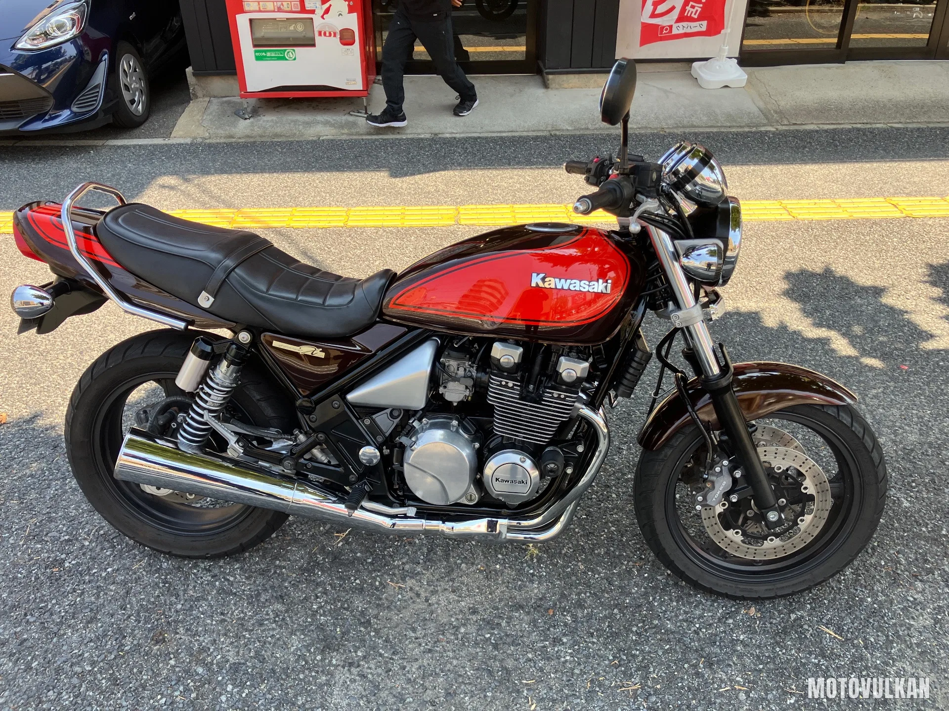Kawasaki Zephyr400Kai