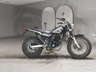 Yamaha TW225