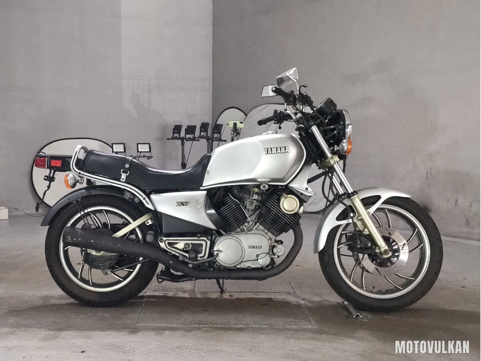 Yamaha XV750E