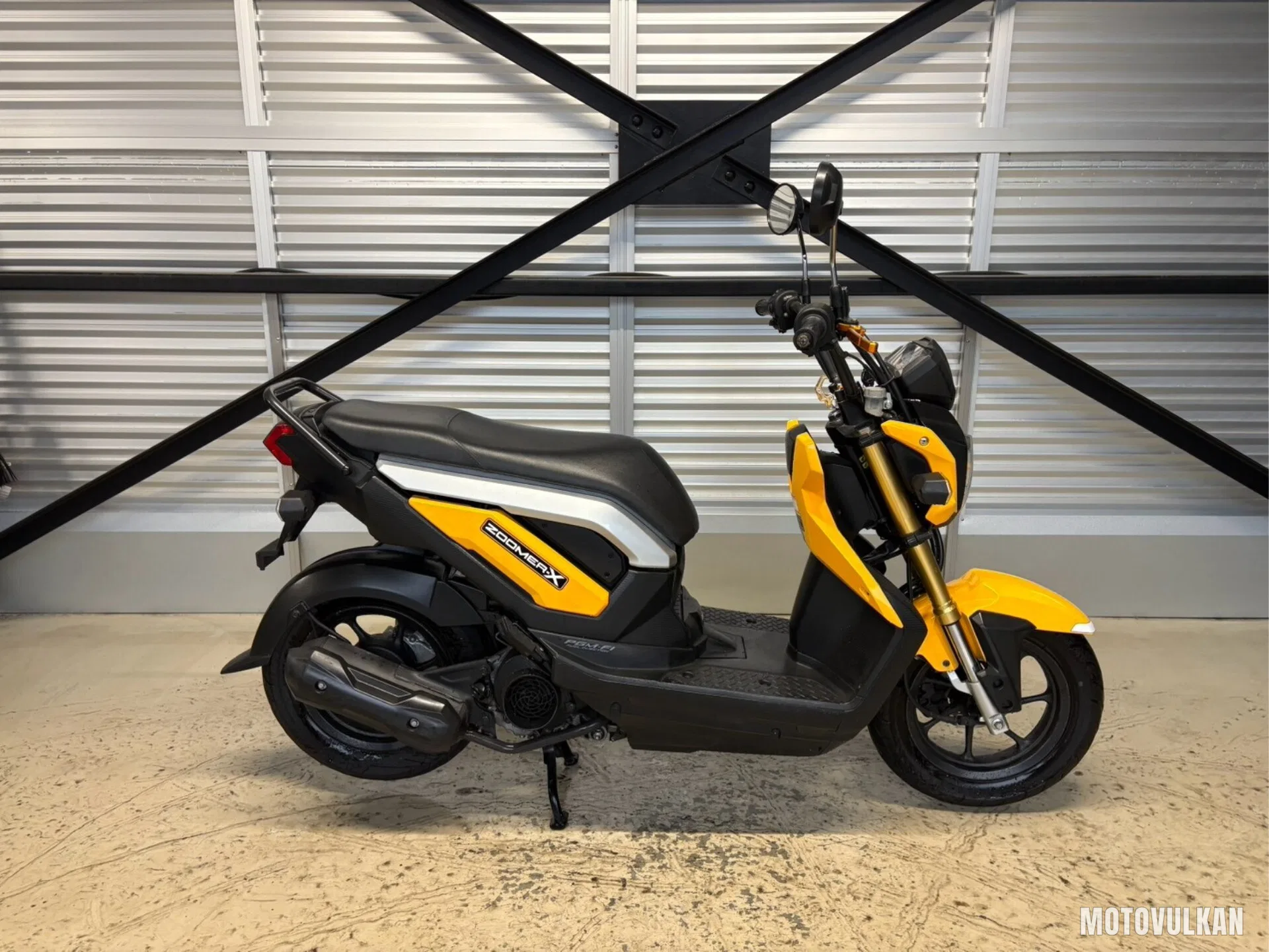 Honda Zoomer X