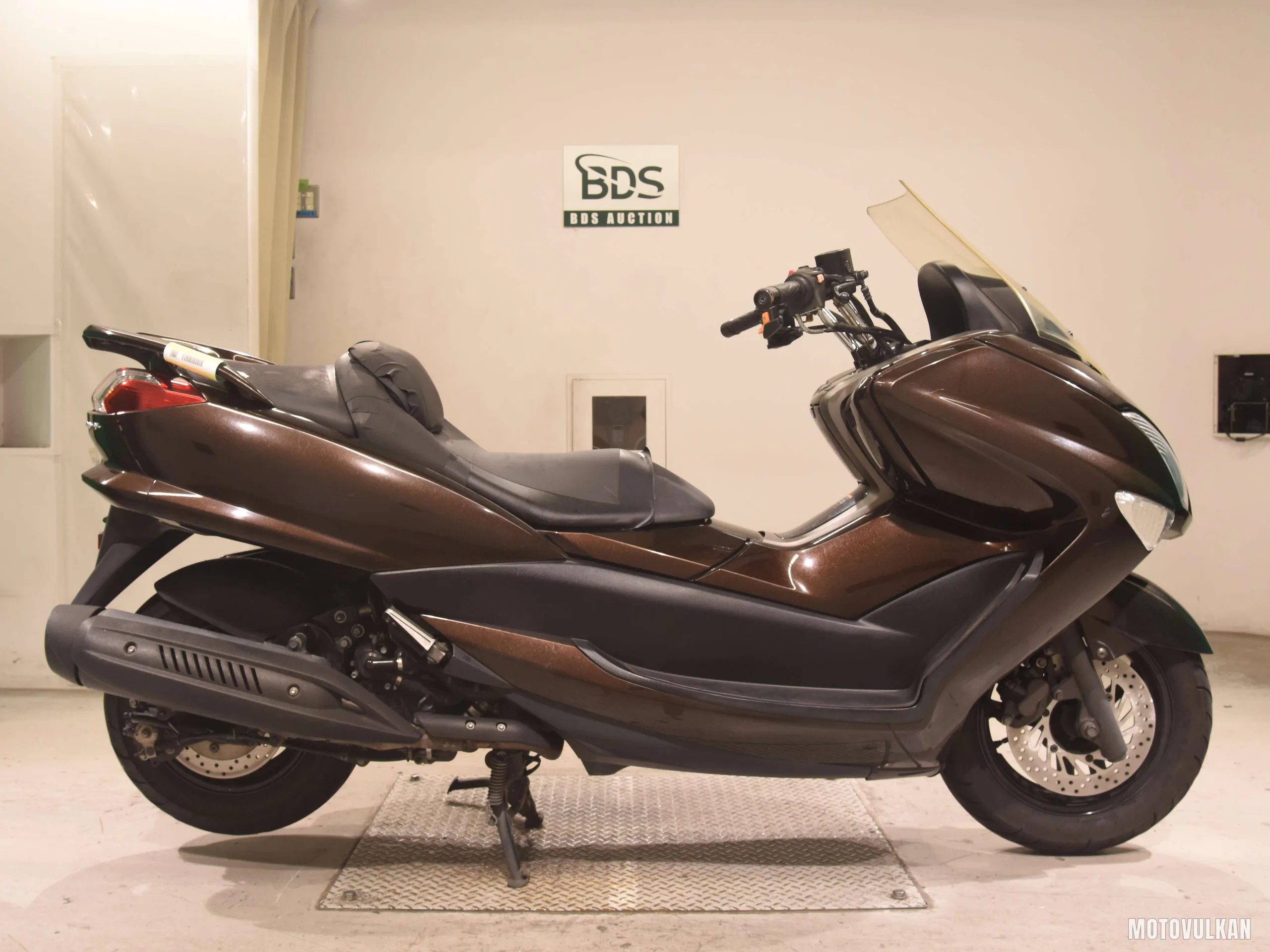 Yamaha MAJESTY250-4