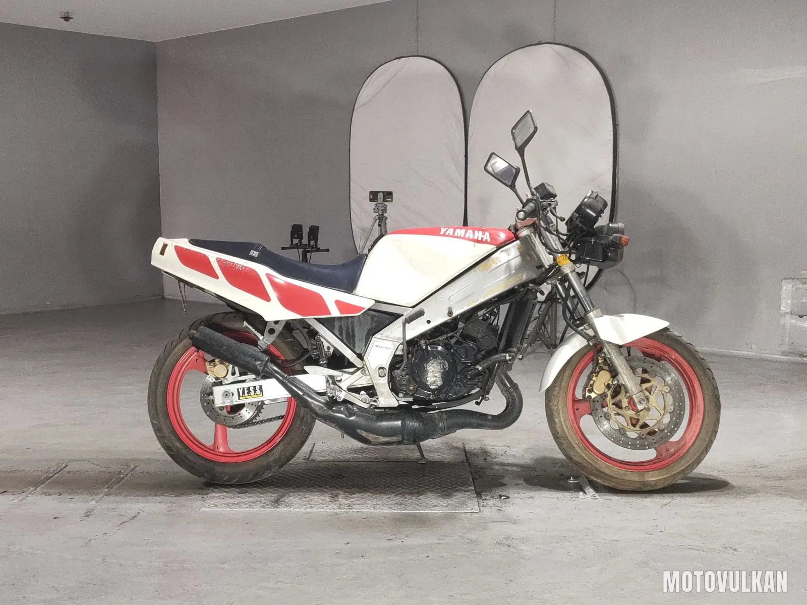 Yamaha TZR250