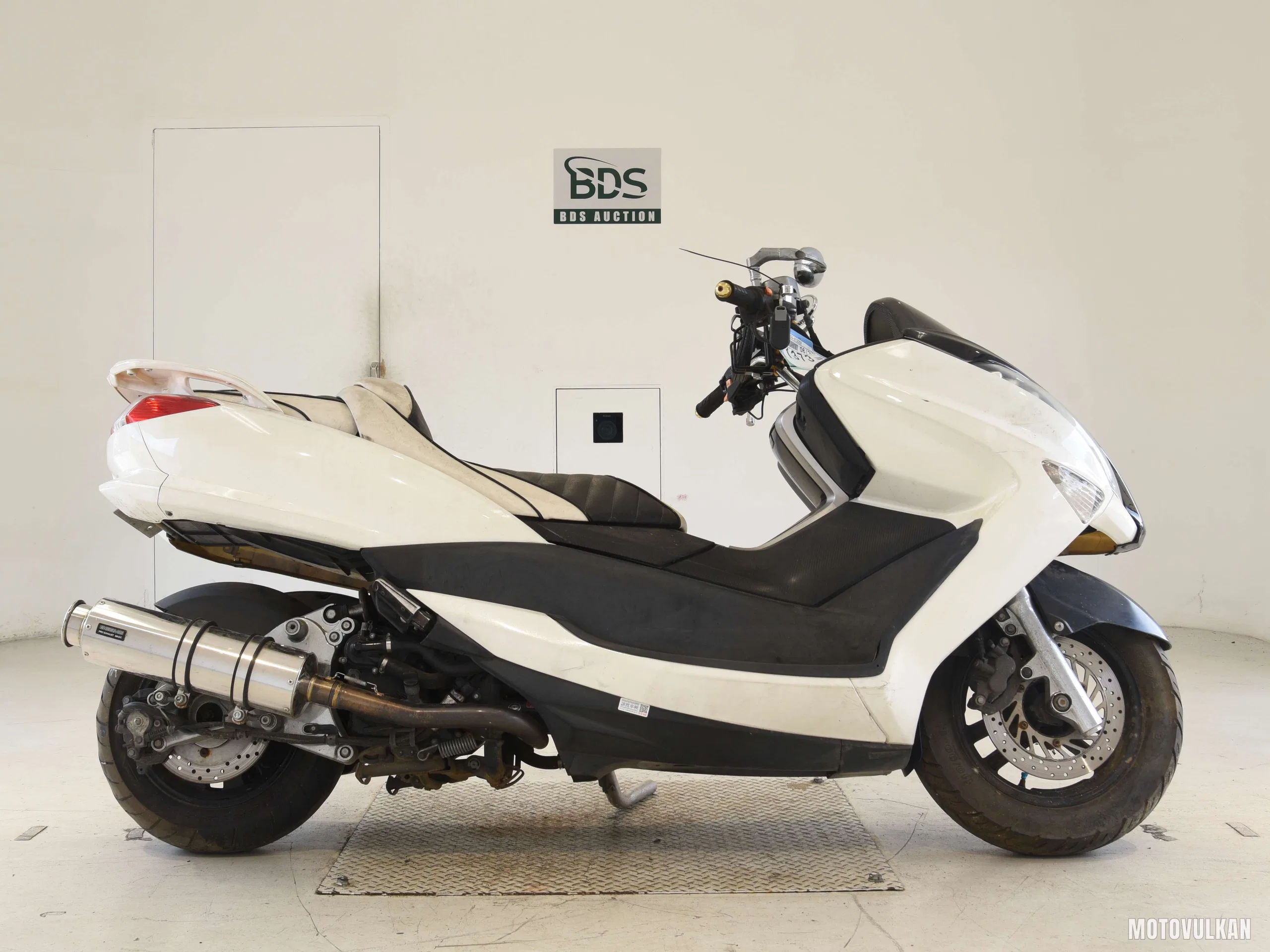 Yamaha MAJESTY250-4