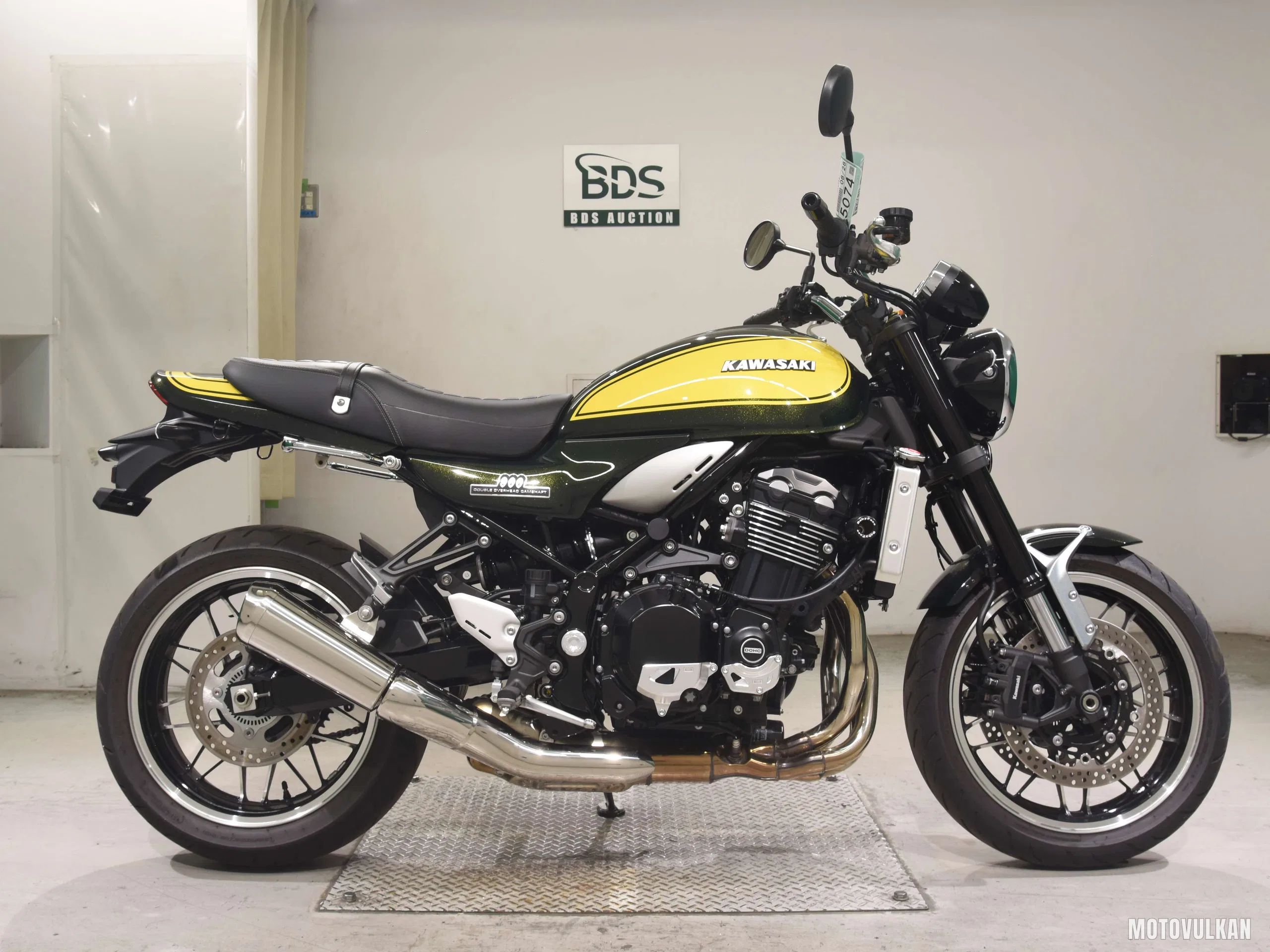 Kawasaki Z900RS