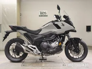Honda NC750XD-3