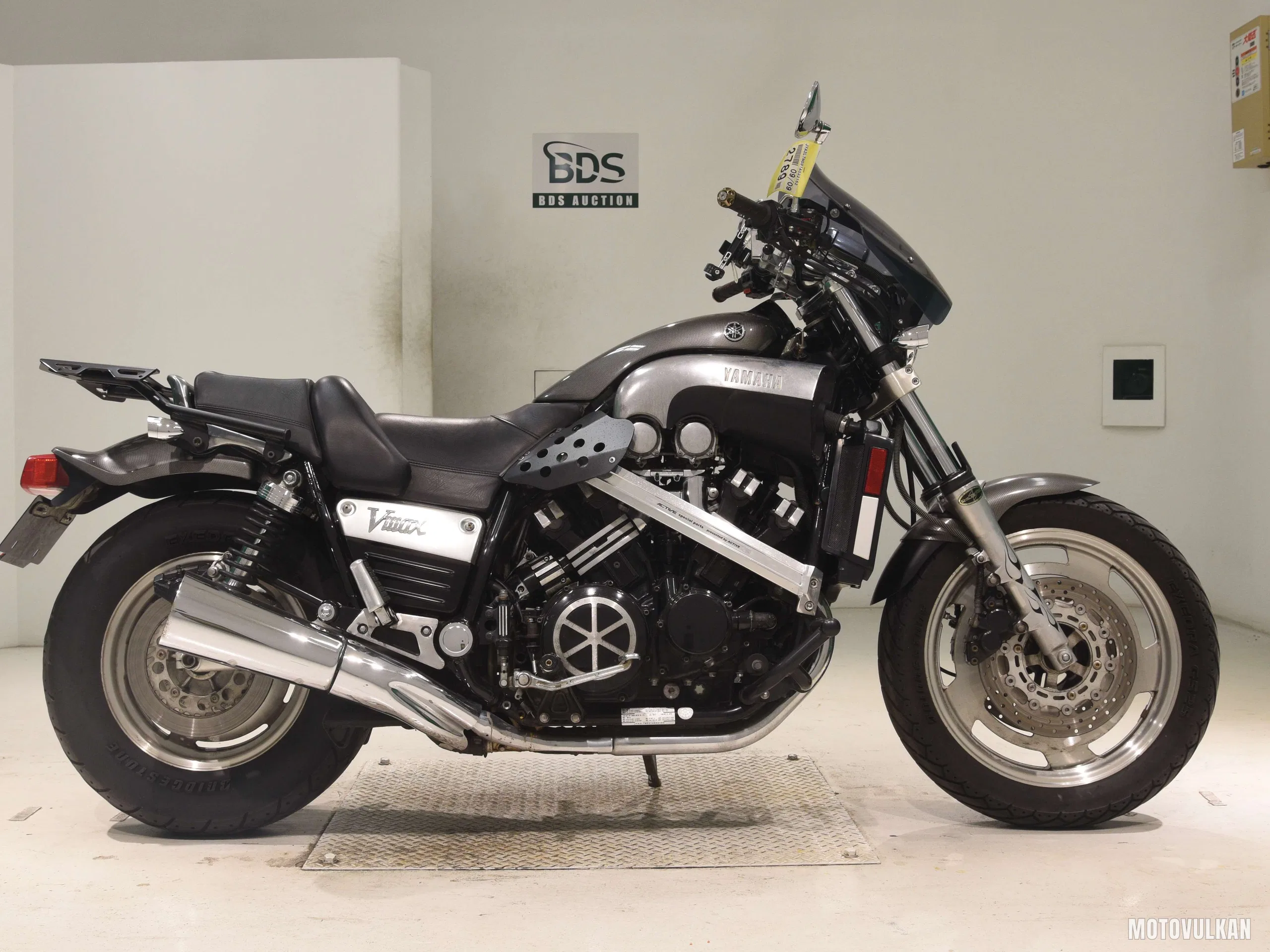 Yamaha V-MAX