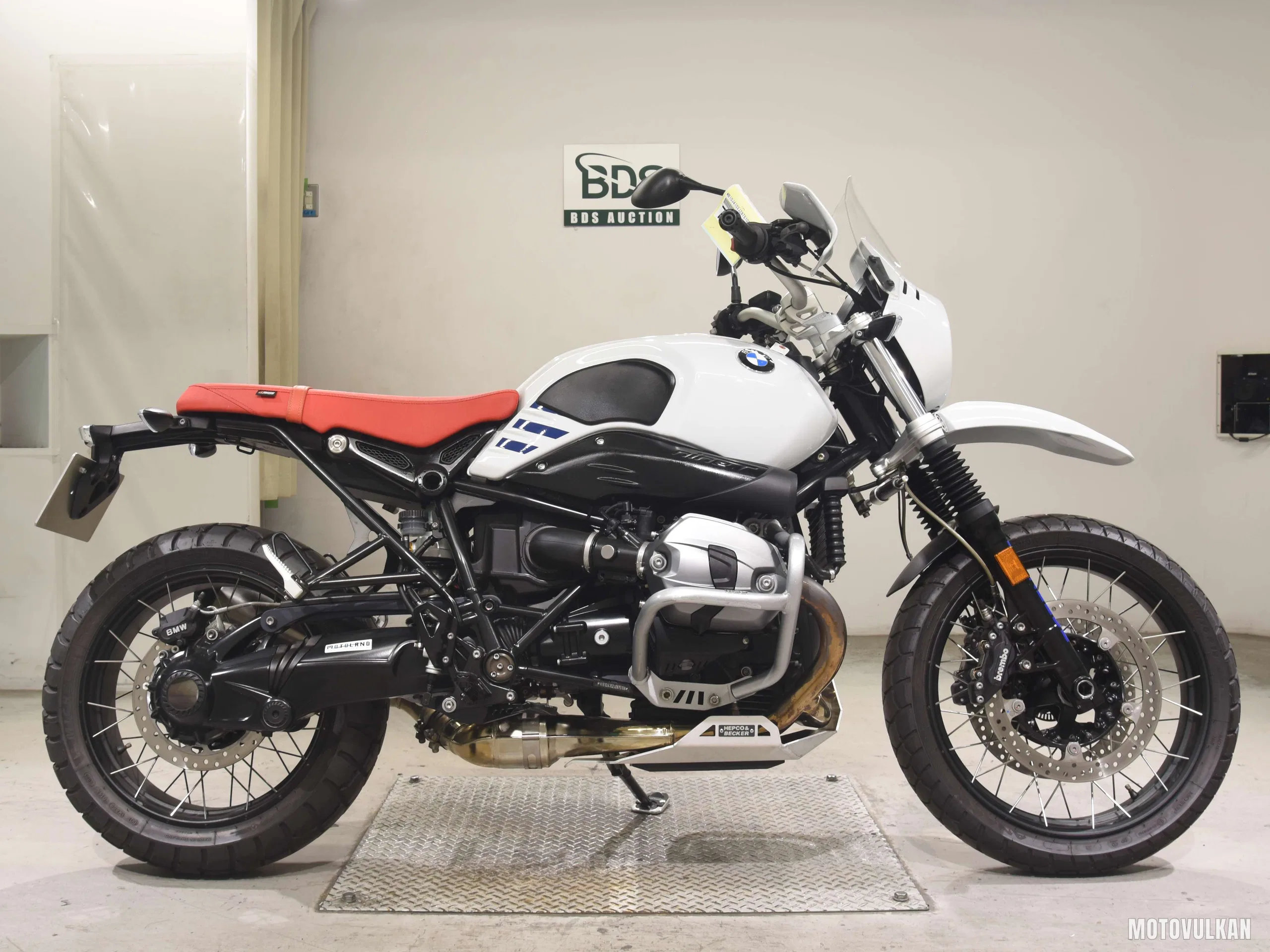  BMWR NINE T URBAN GS