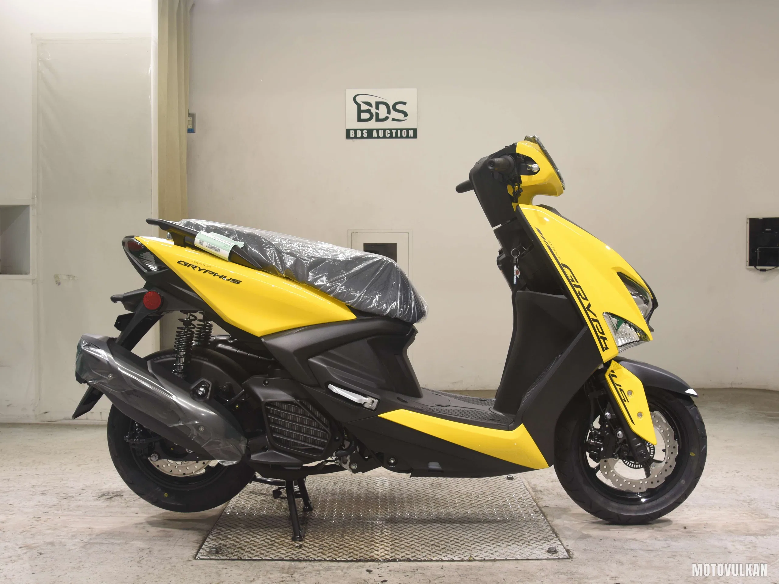 Yamaha CYGNUS Gryphus