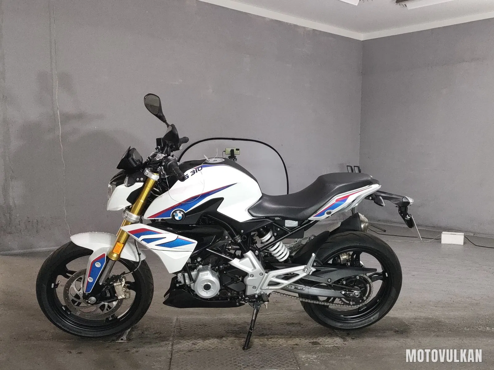 BMW BMW G310R
