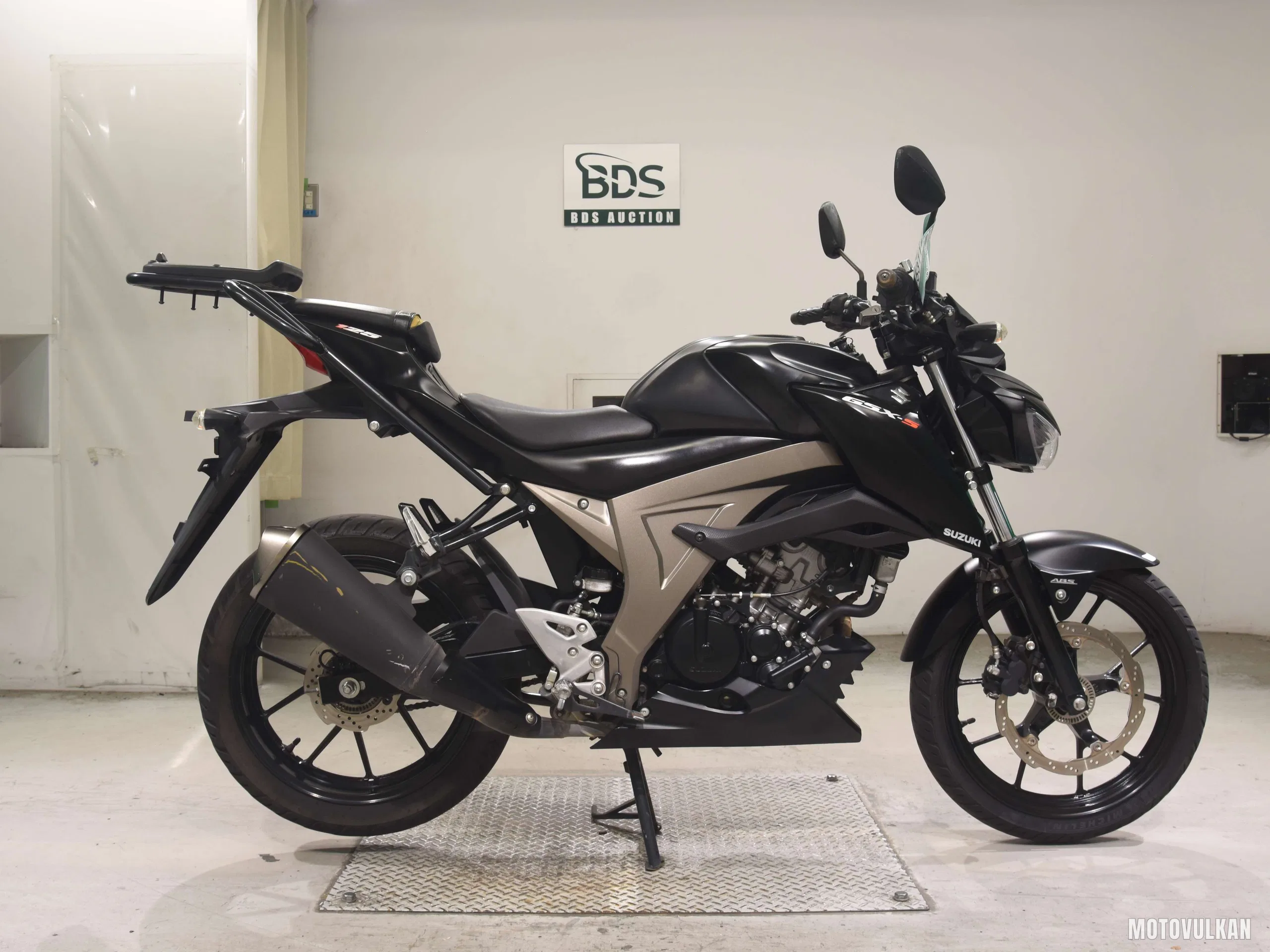 Suzuki GSX-S125