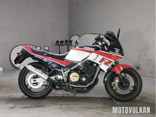 Yamaha FZ750