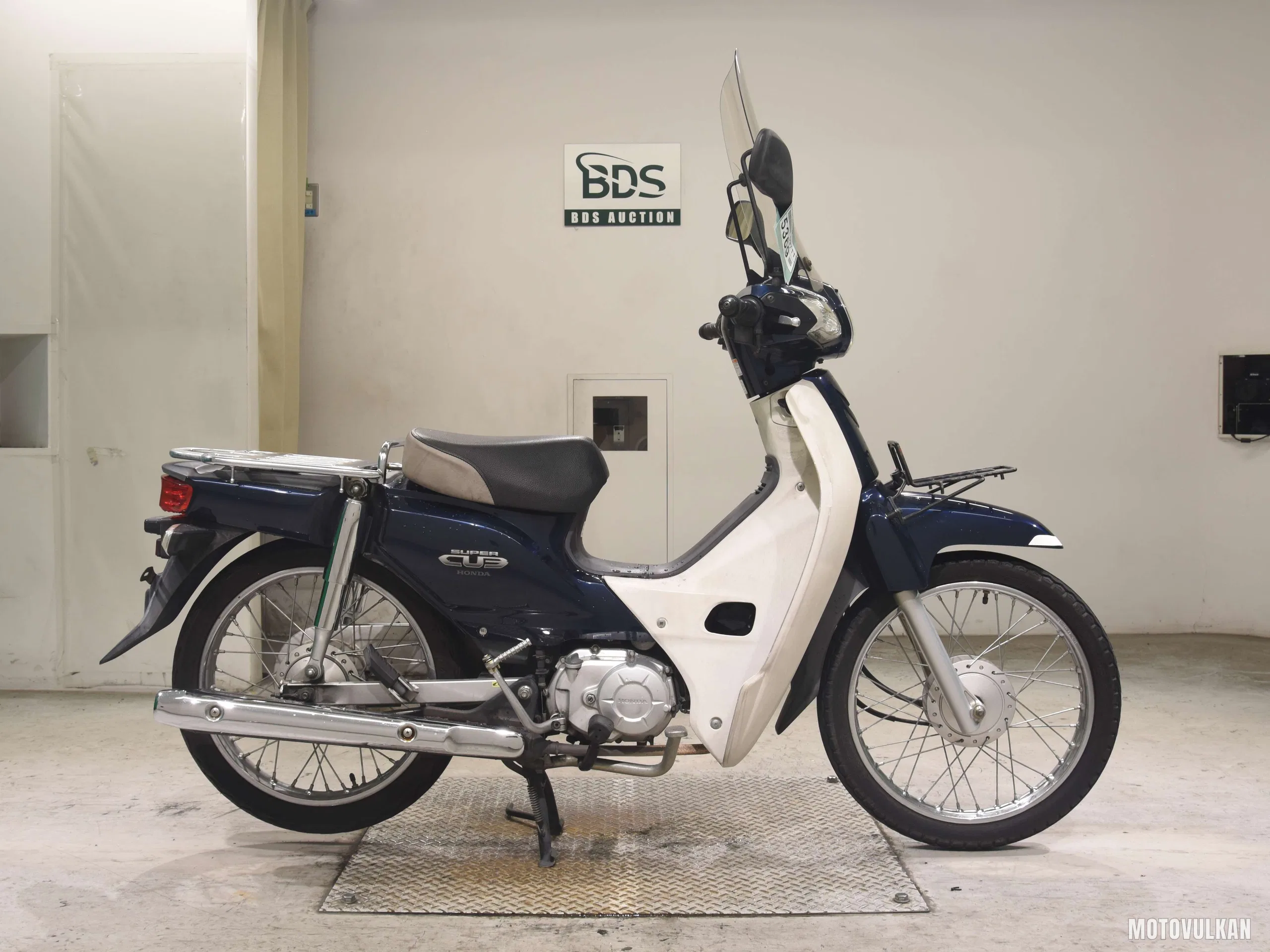 Honda C110-2