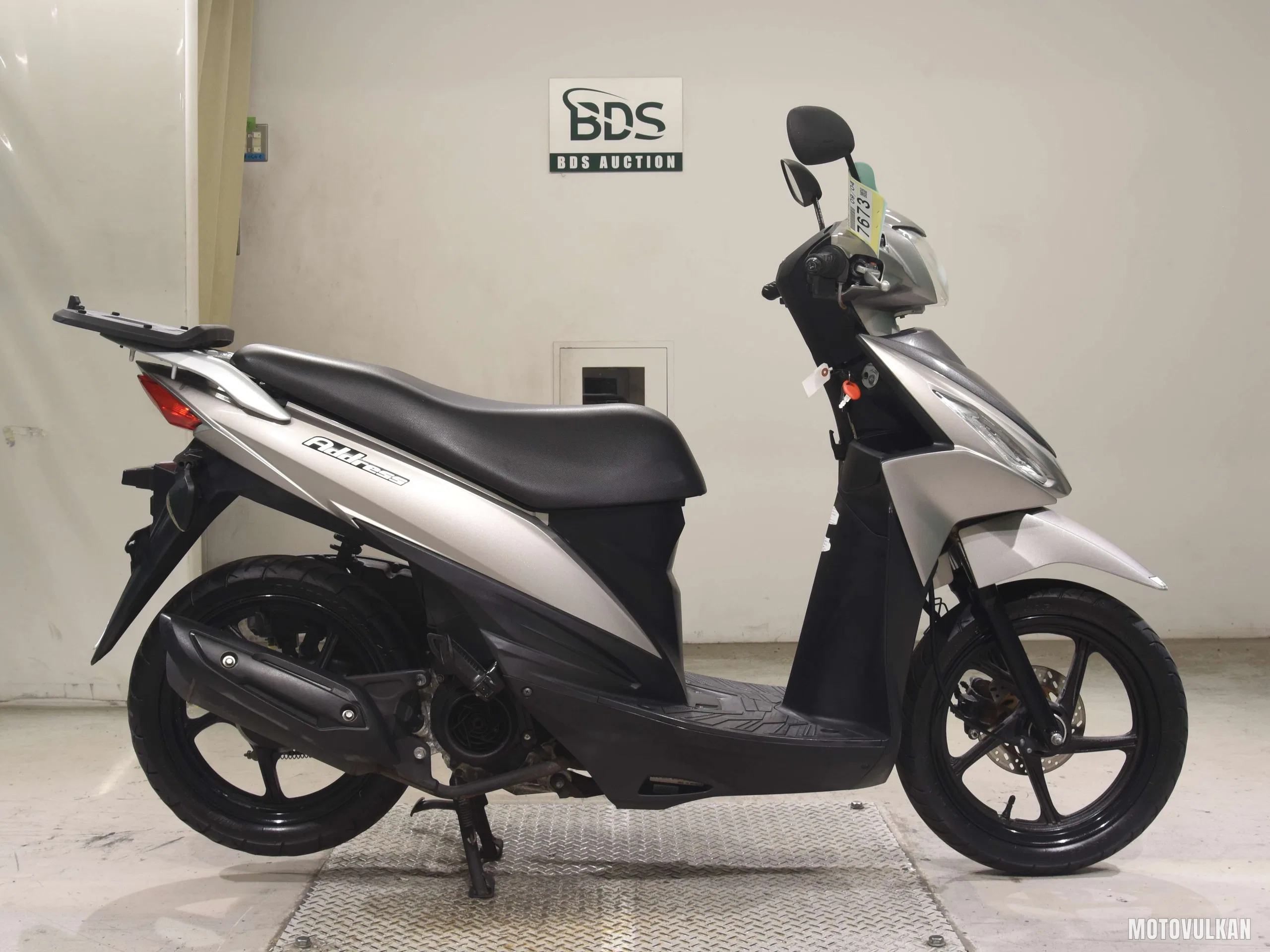 Suzuki ADDRESS110-2