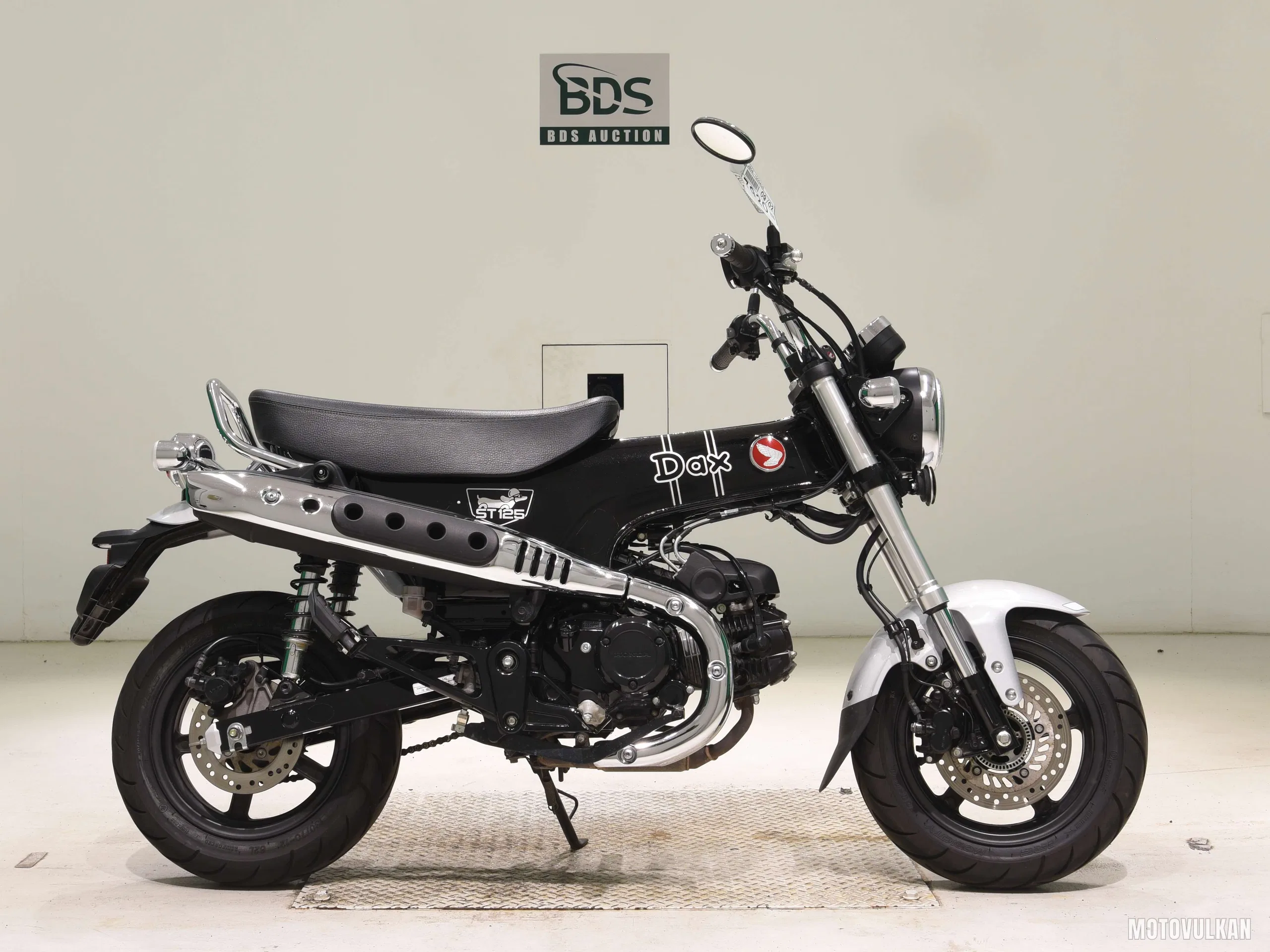 Honda DAX125