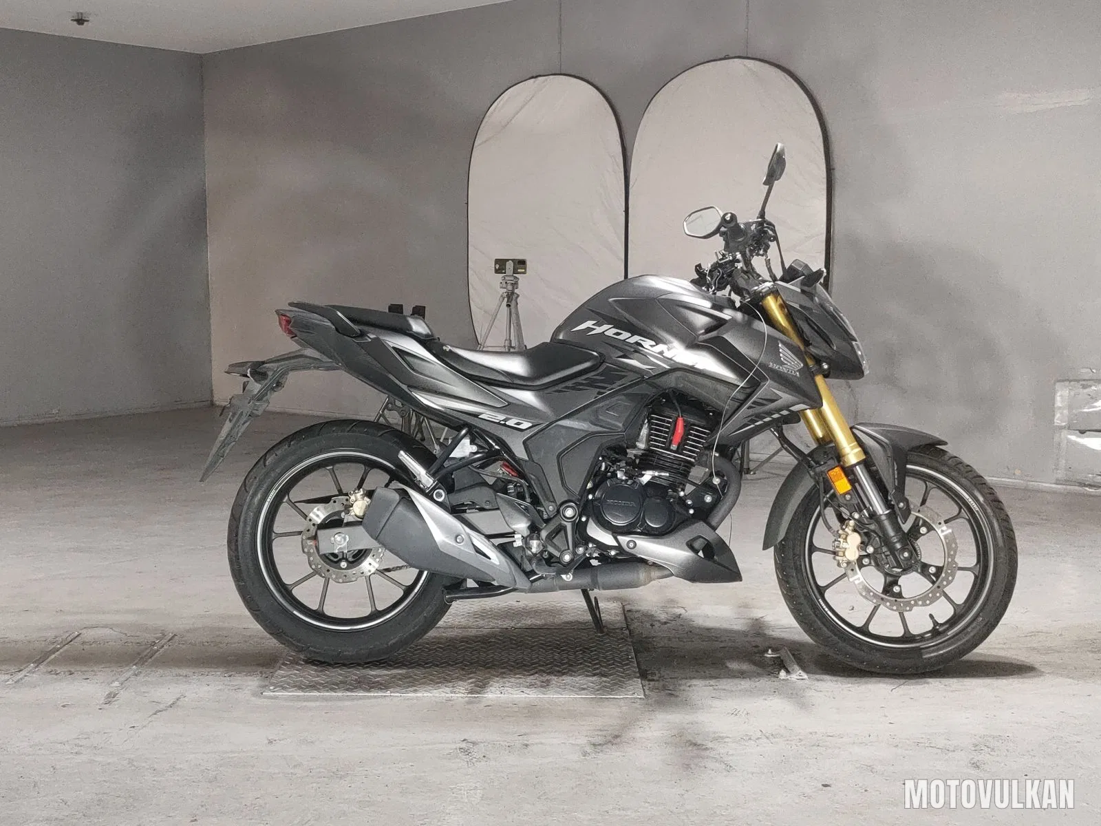 Honda Hornet 2.0