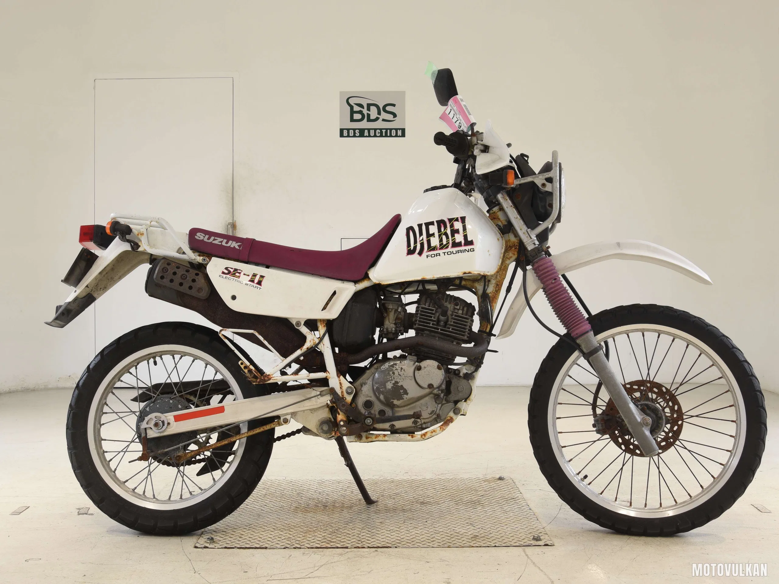 Suzuki DJEBEL200