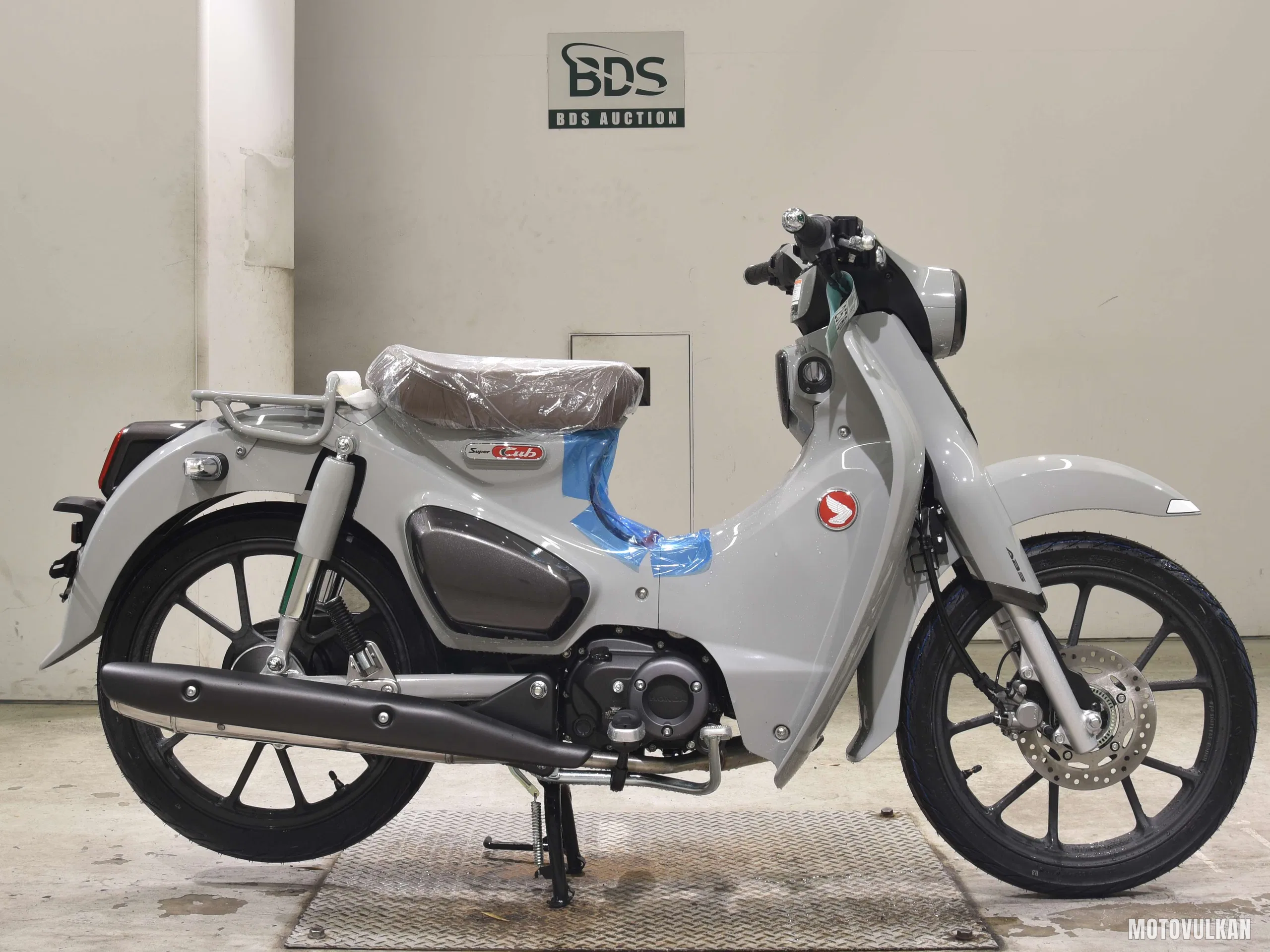 Honda C125-2
