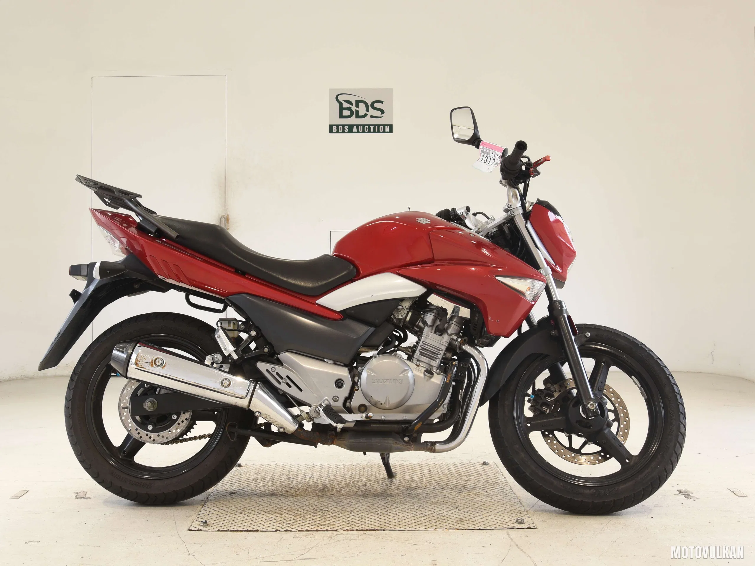 Suzuki GSR250