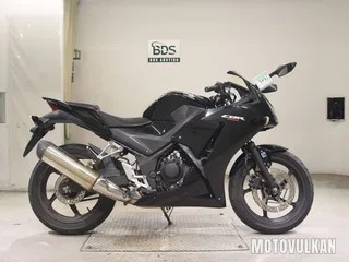 Honda CBR250R-3