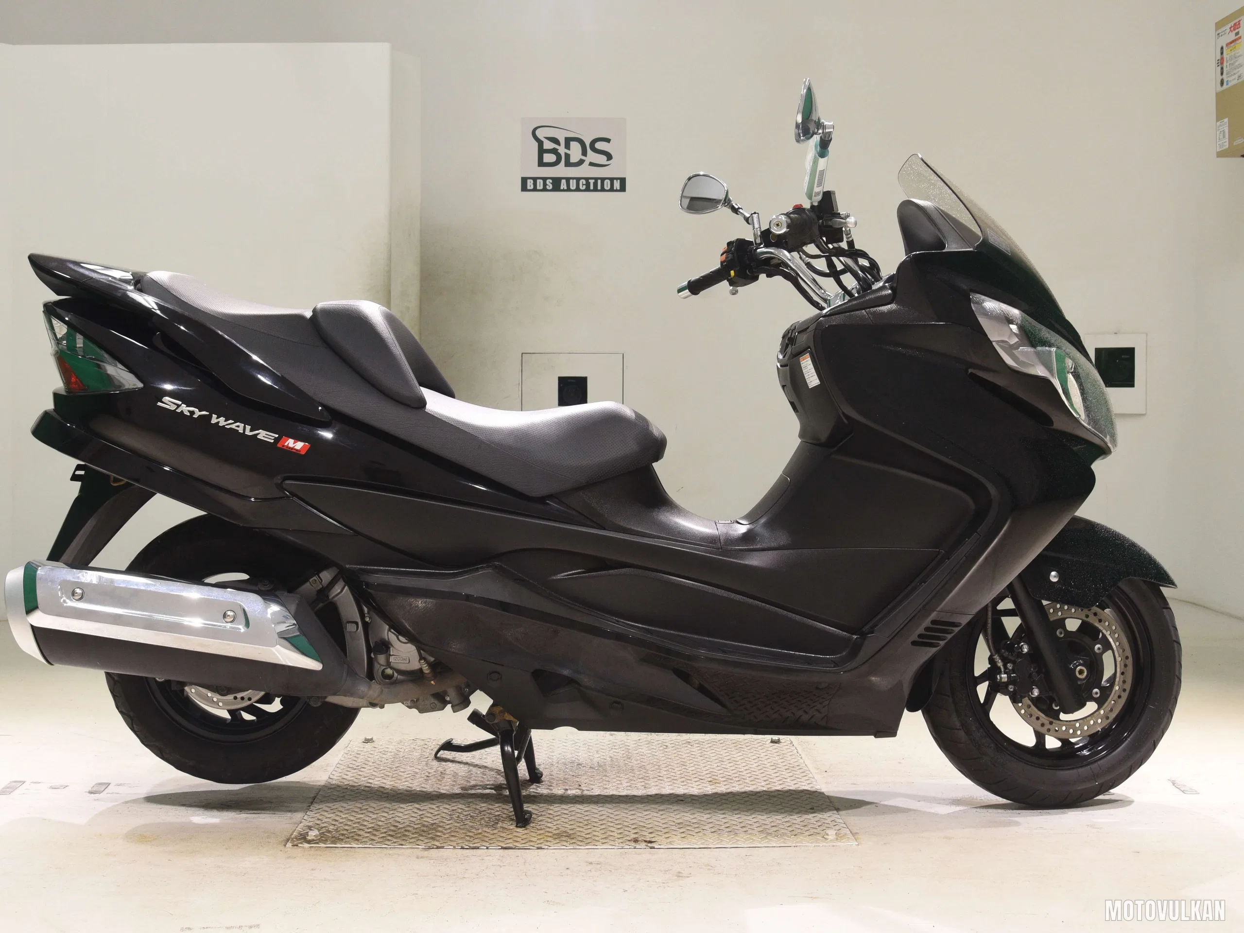 Suzuki SKYWAVE250M