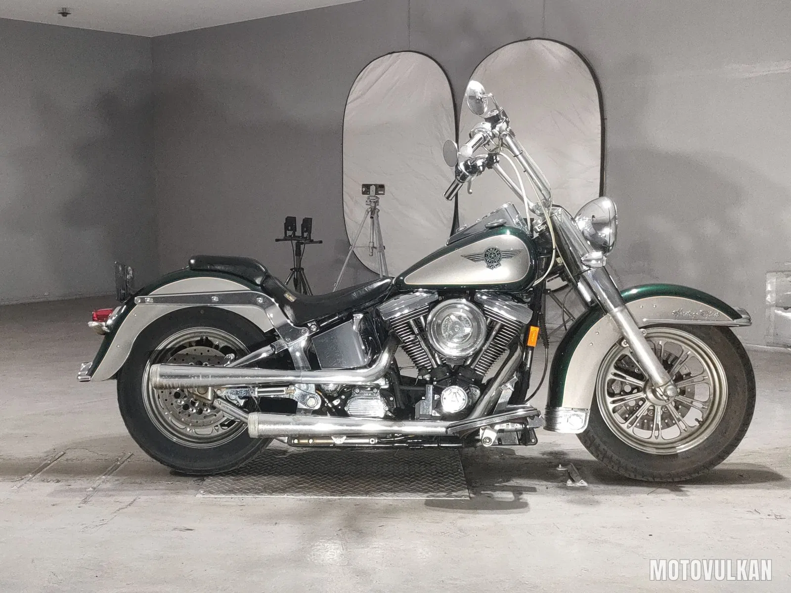 Harley-Davidson Harley-Davidson FLSTN1340