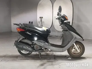 Yamaha Axis Treet