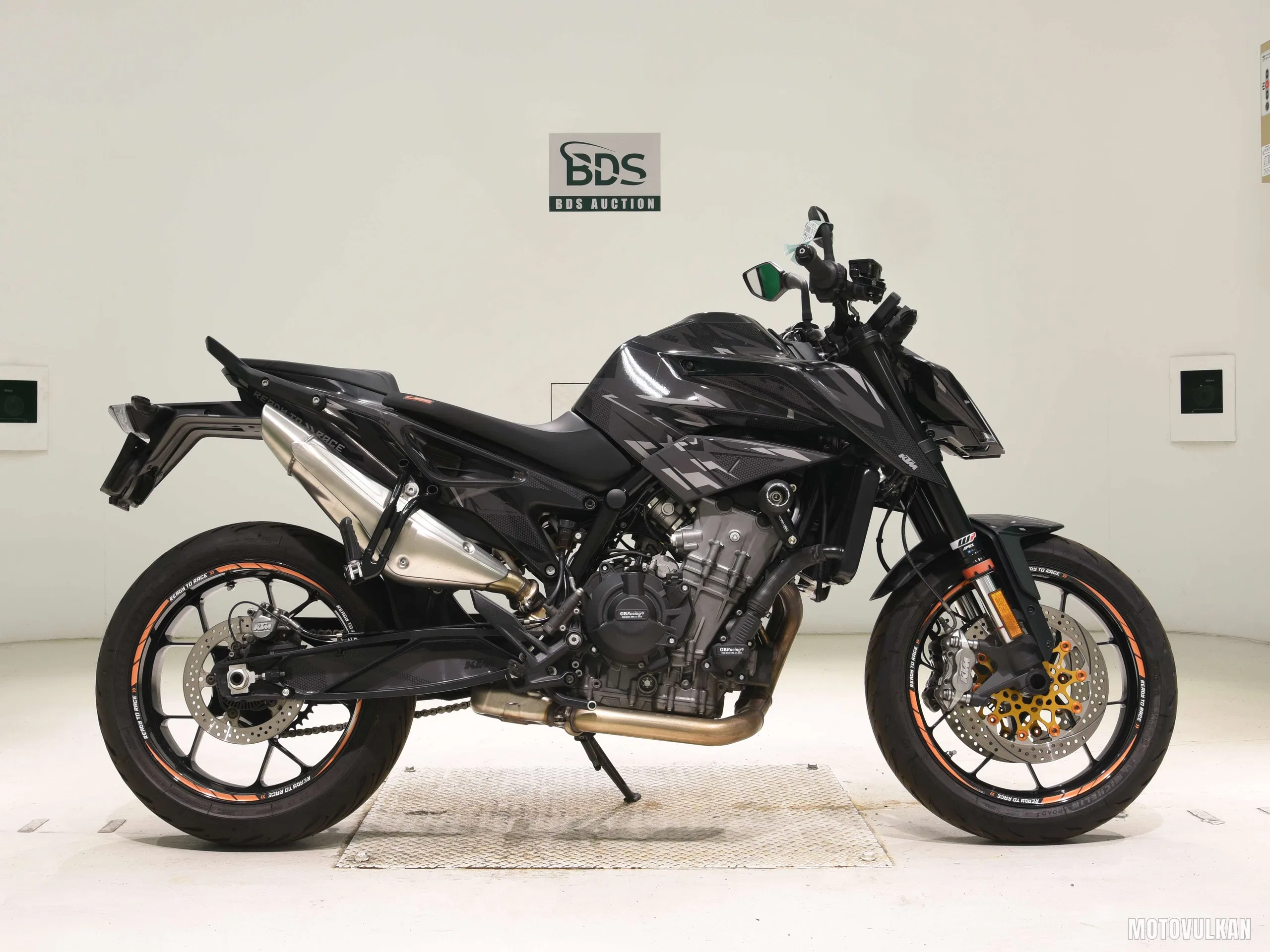  KTM890 DUKE