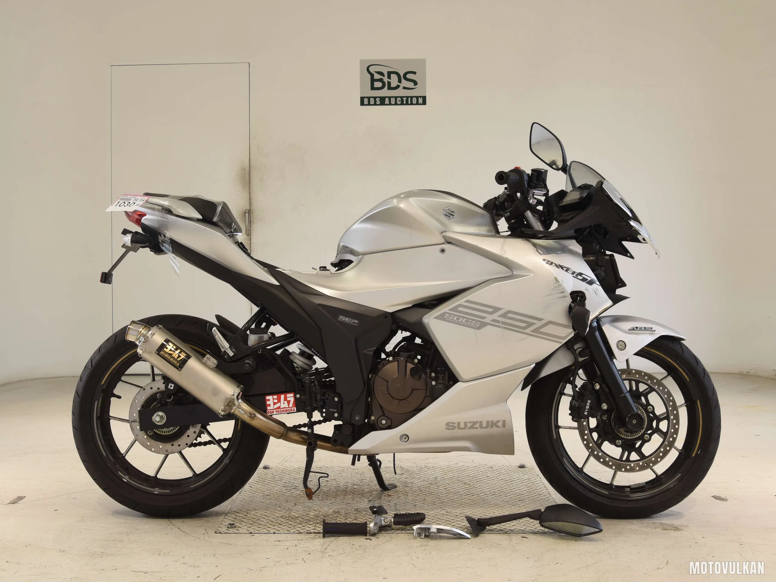 Suzuki Gixxer 250SF