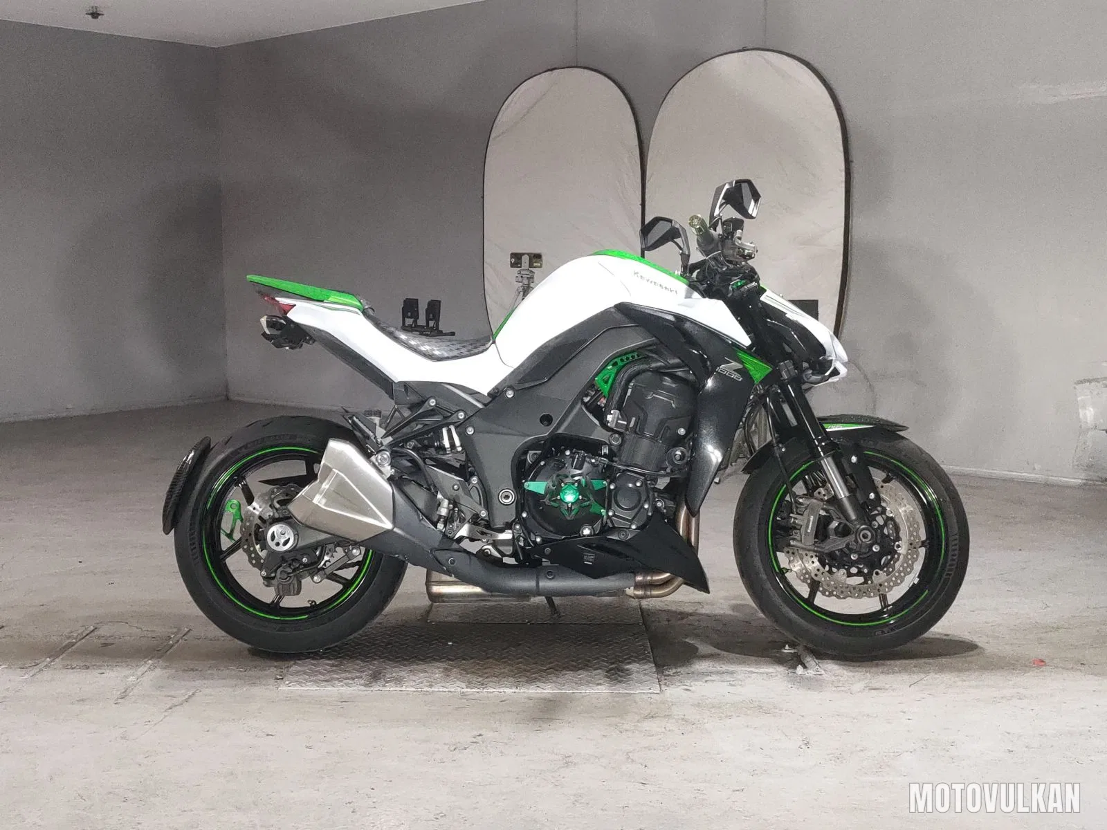Kawasaki Z1000