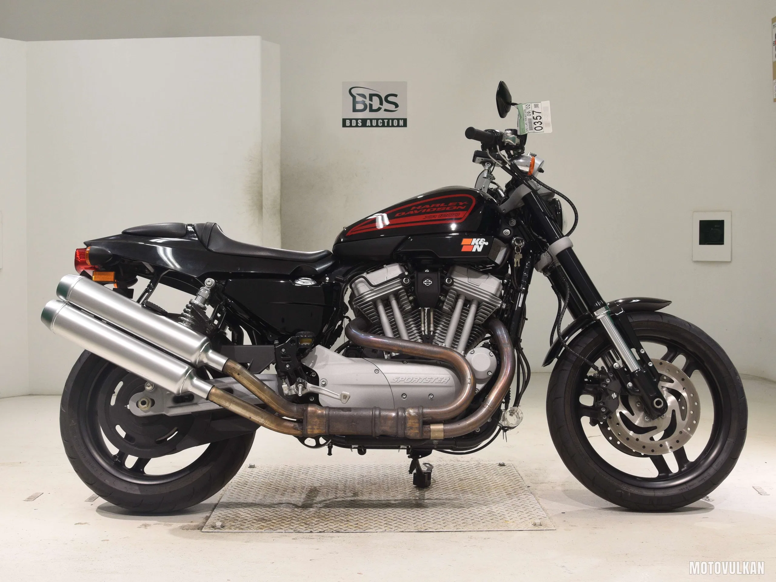  HD. XR1200