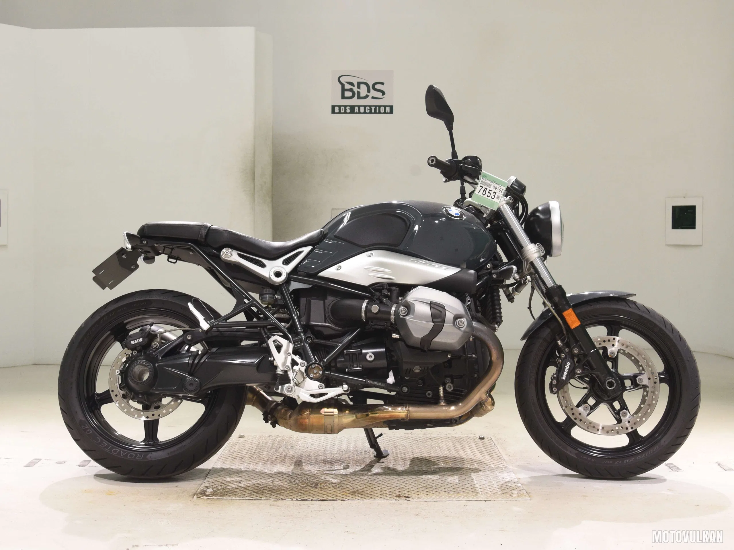  BMWR NINE T Pure